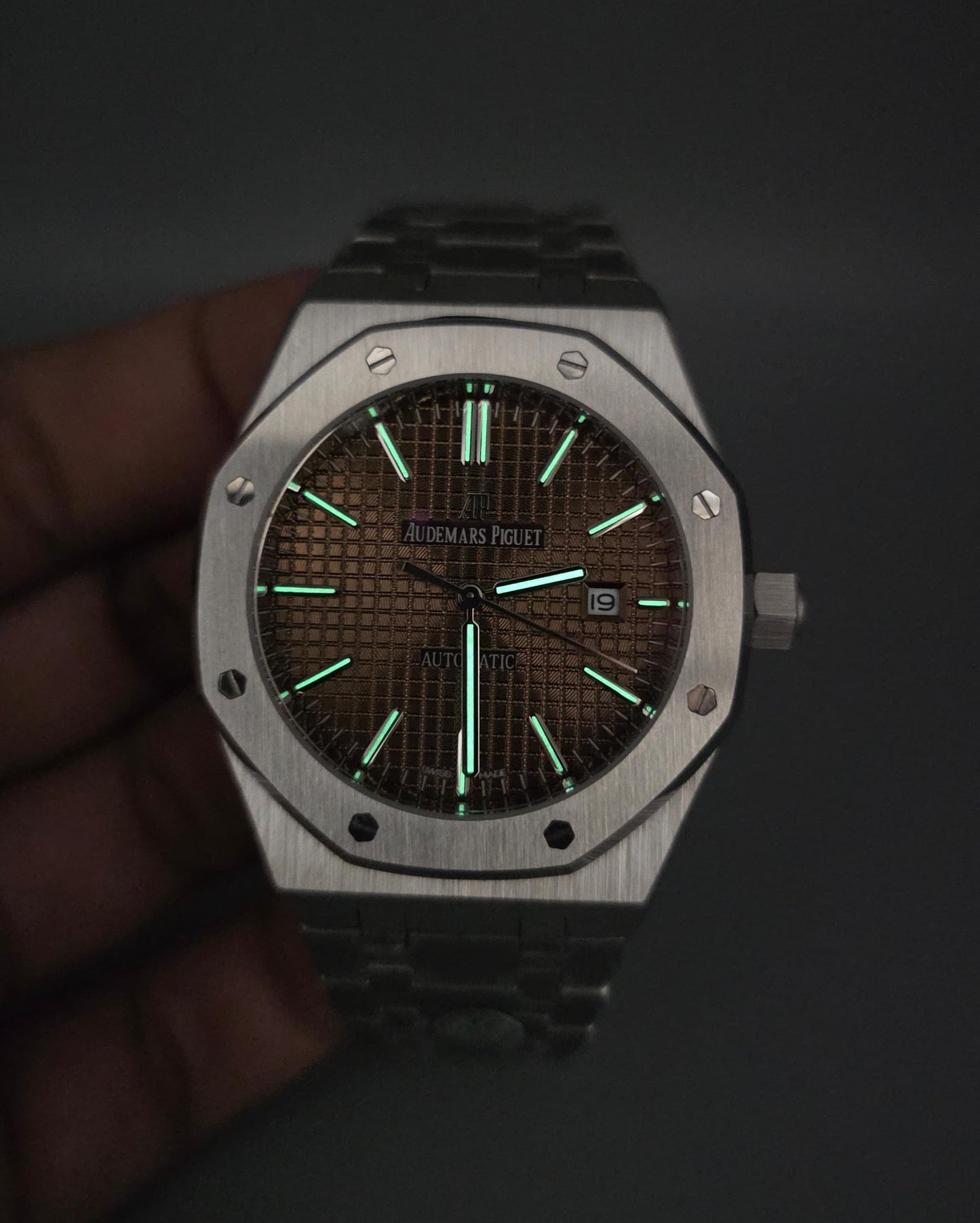 Luxury Men’s Stainless Steel Watch – Automatic Brown Dial