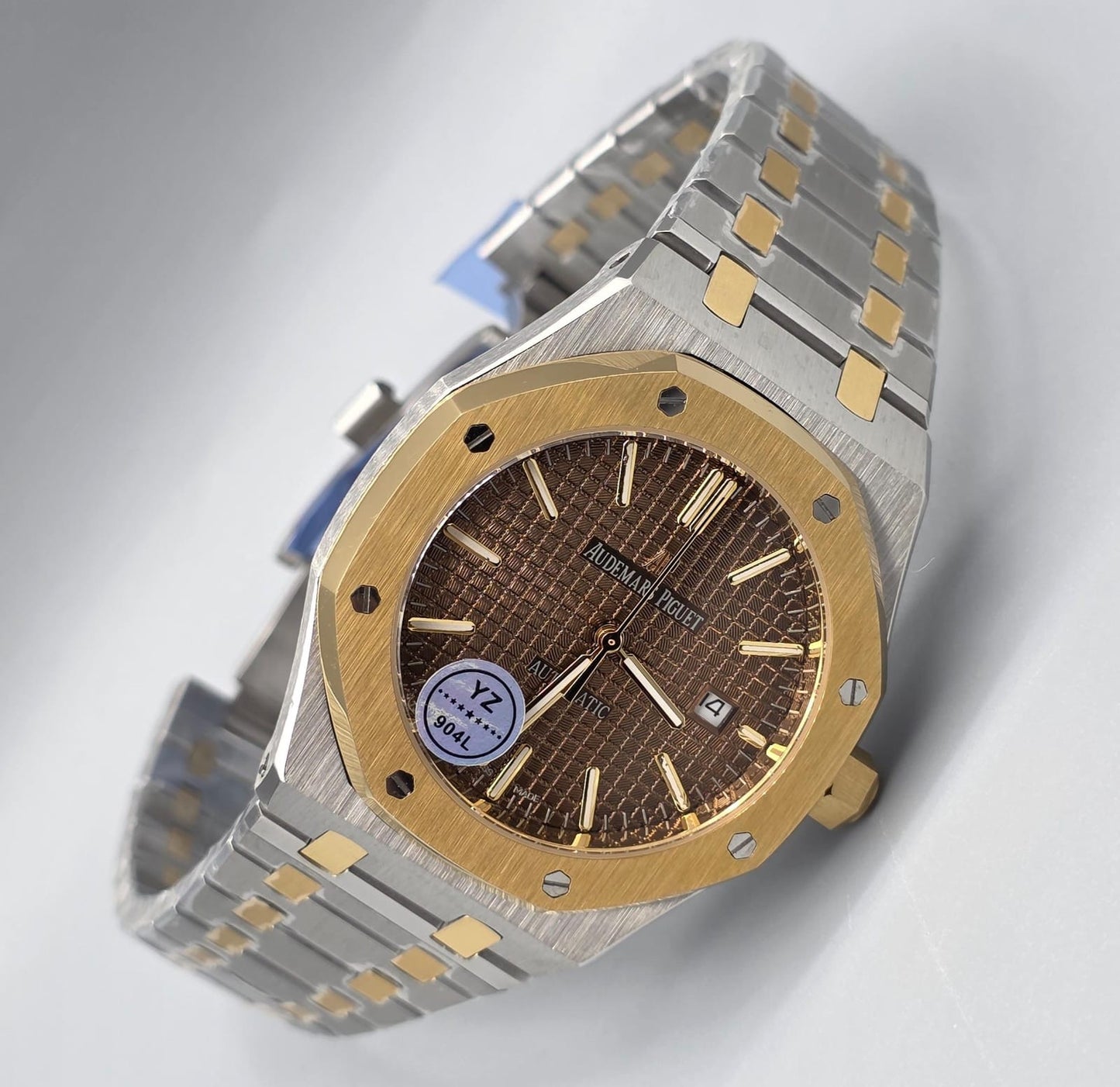 Luxury Men’s Two-Tone Watch – Silver & Yellow Gold, Automatic