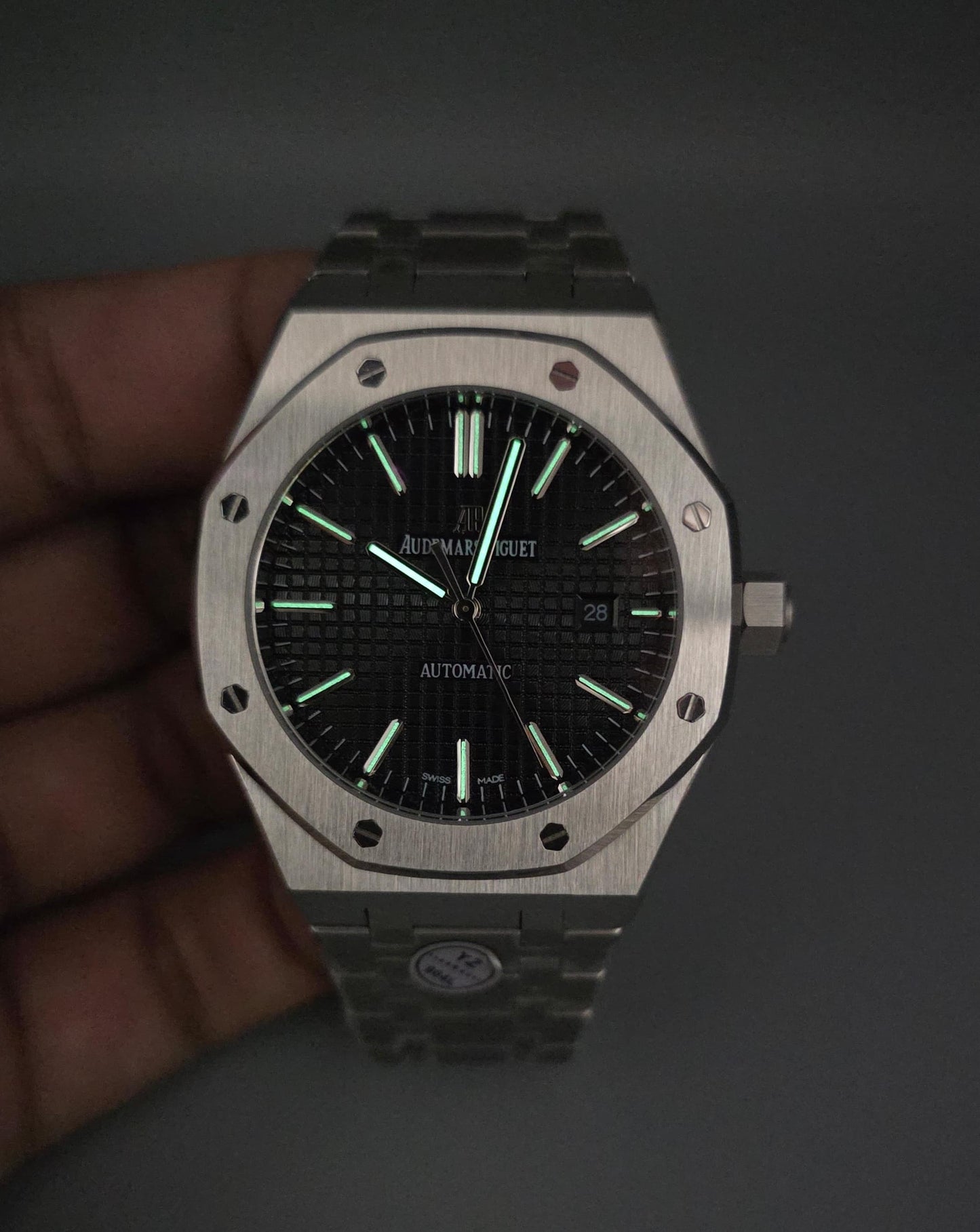 Luxury Men’s Stainless Steel Watch – Automatic Black Dial