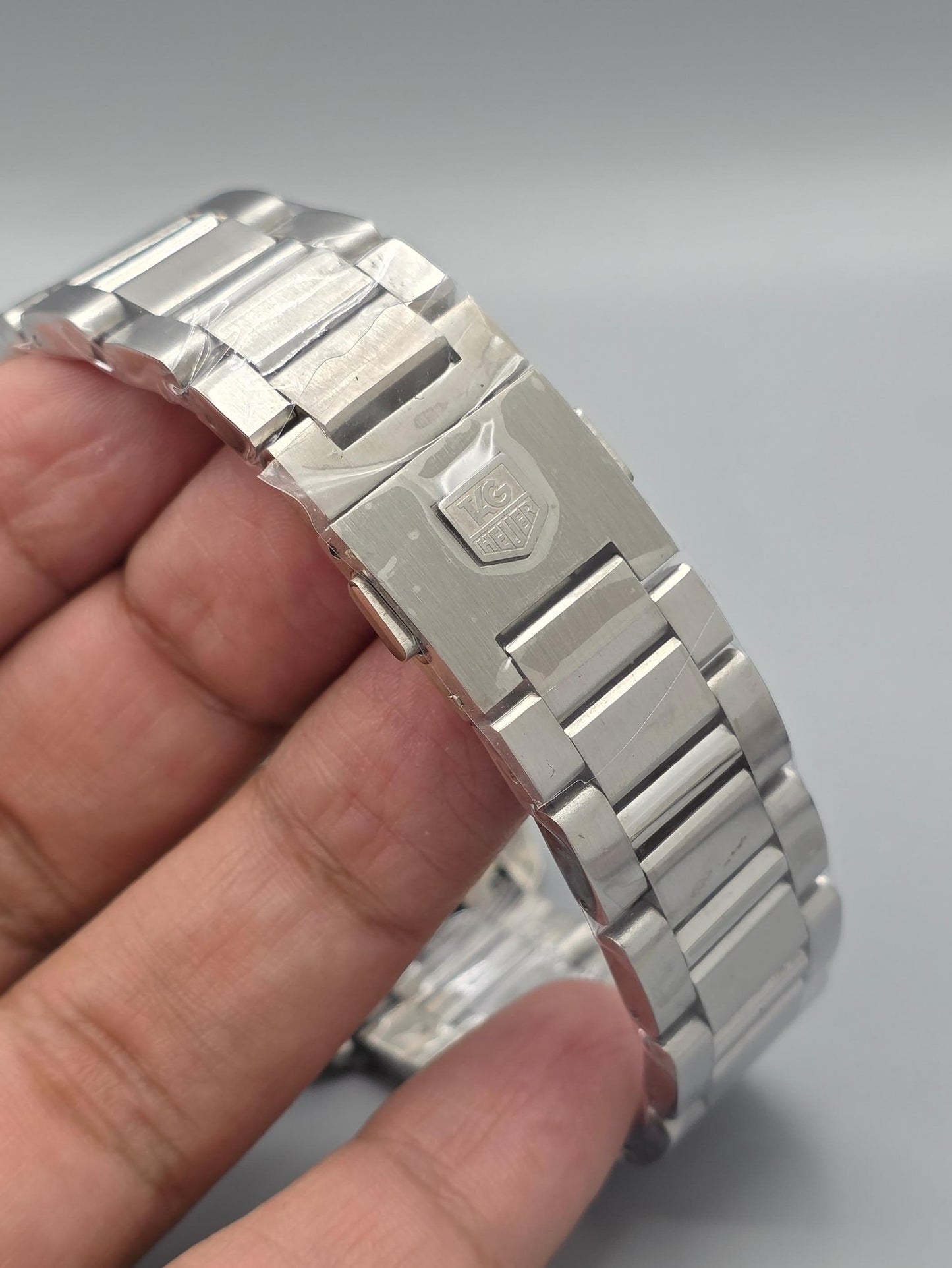High Quality Luxury Branded Watch - Green Dail