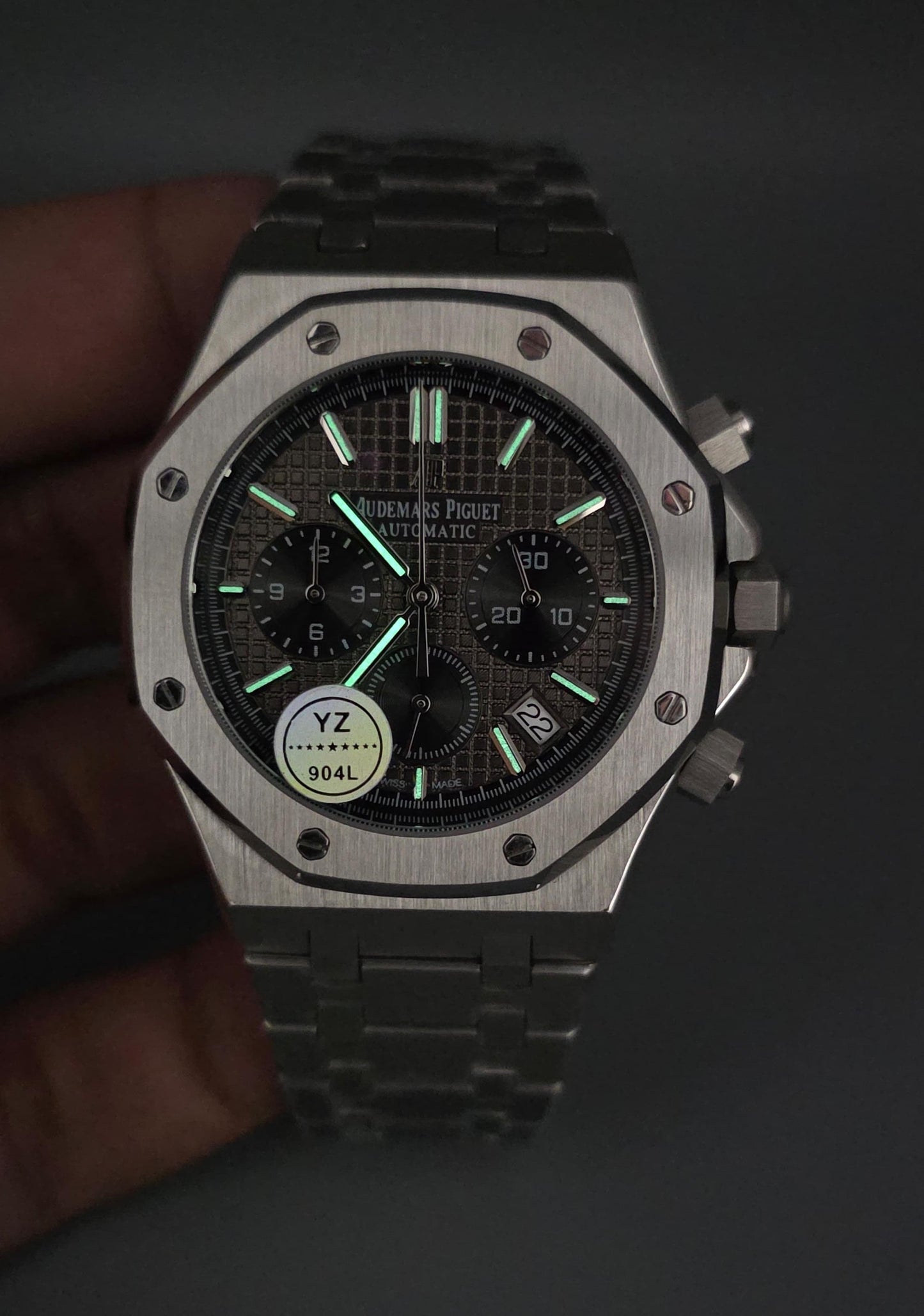 Luxury Men’s Chronograph Watch – Grey Dial