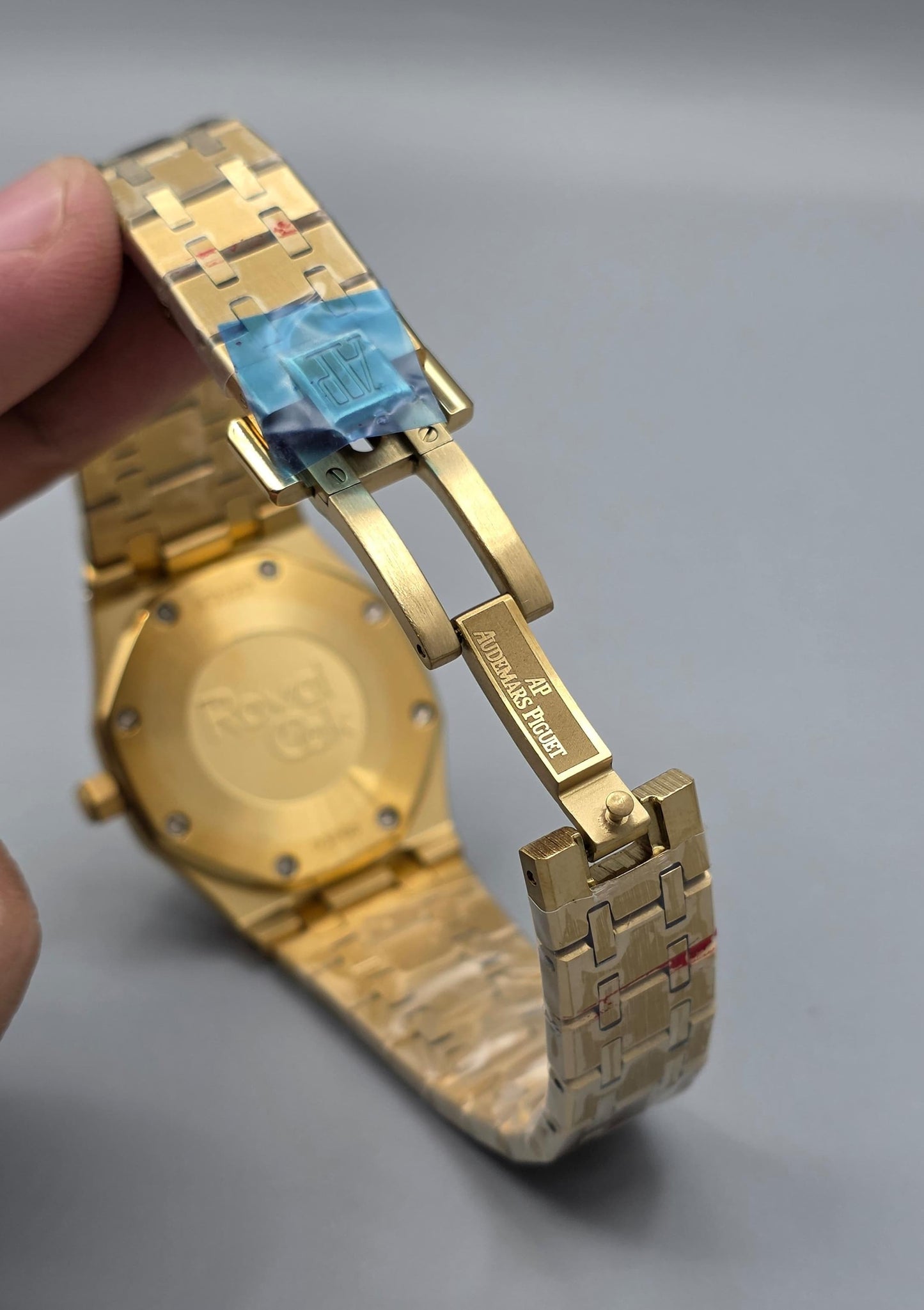 Luxury Full Gold Diamond Bezel Black Dial Ladies Watch