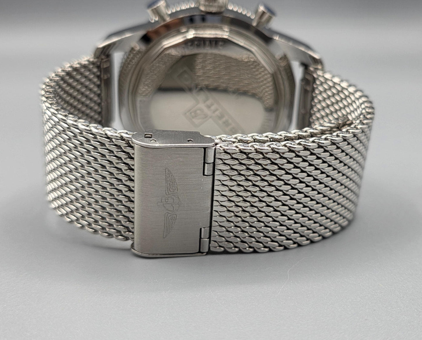 High Quality Luxury Branded Watch - Silver & Green