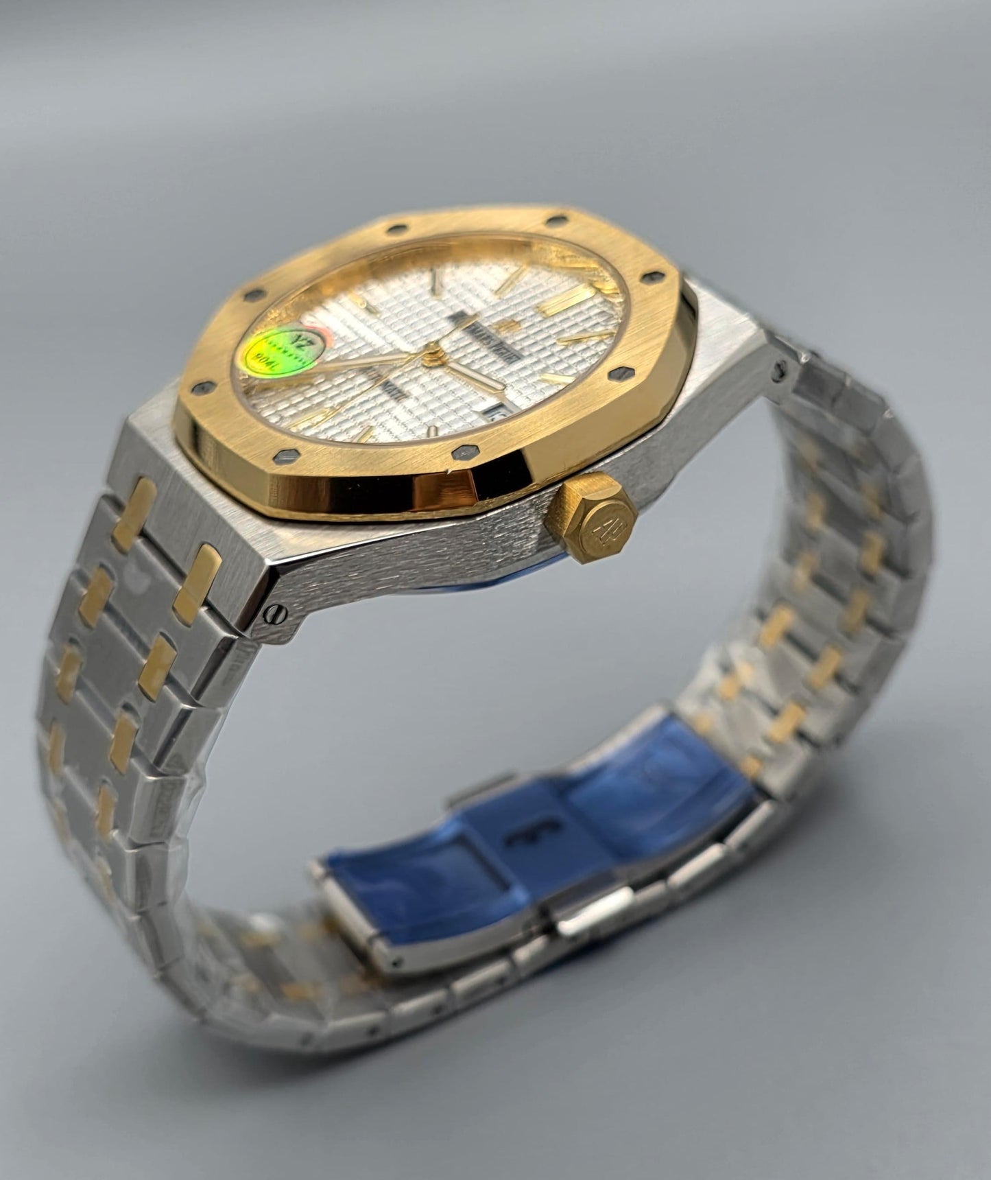 Luxury Men’s Two-Tone Watch – Silver & Yellow Gold, Automatic
