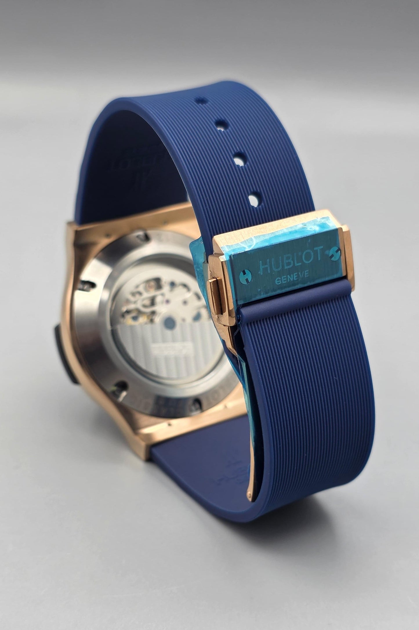Luxury Skeleton Diamond Watch – Rose Gold Blue Edition