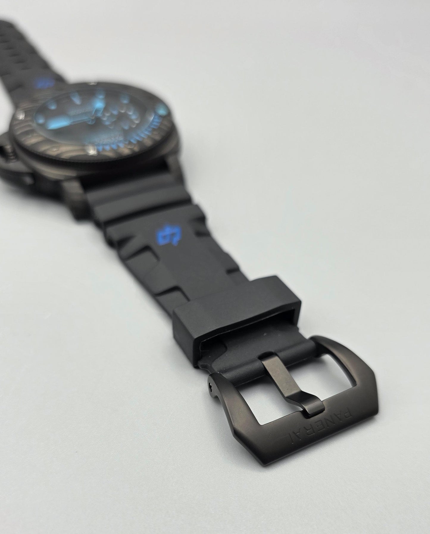 Stealth Carbon Diver Watch – Black Blue Edition