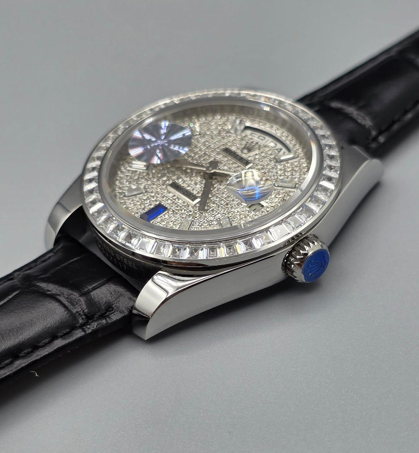 Luxury Leather Strap Watch – Full Stone Dial, Zarcon Bezel, Day & Date