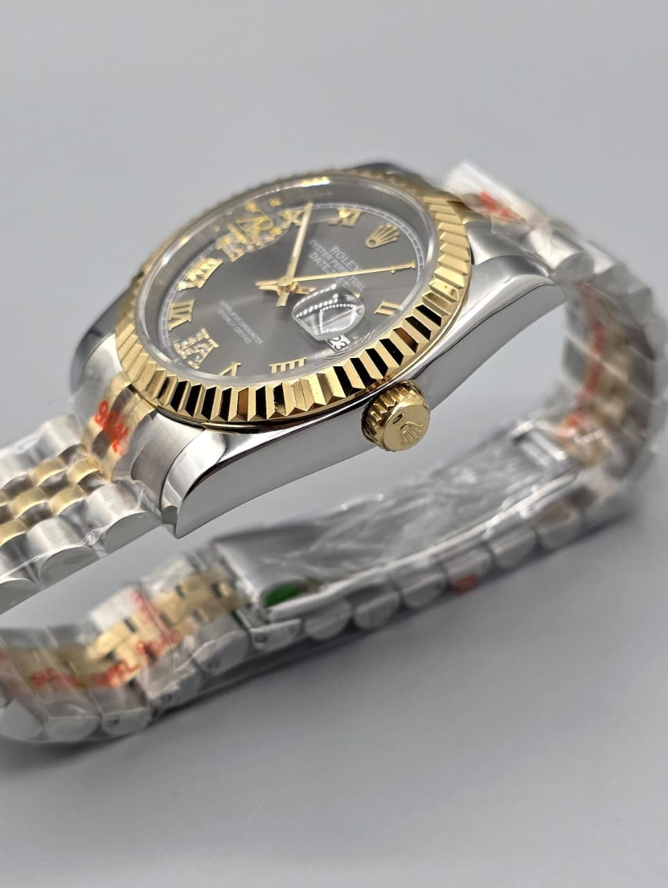 Luxury Grey Dial Watch – Jubilee Bracelet