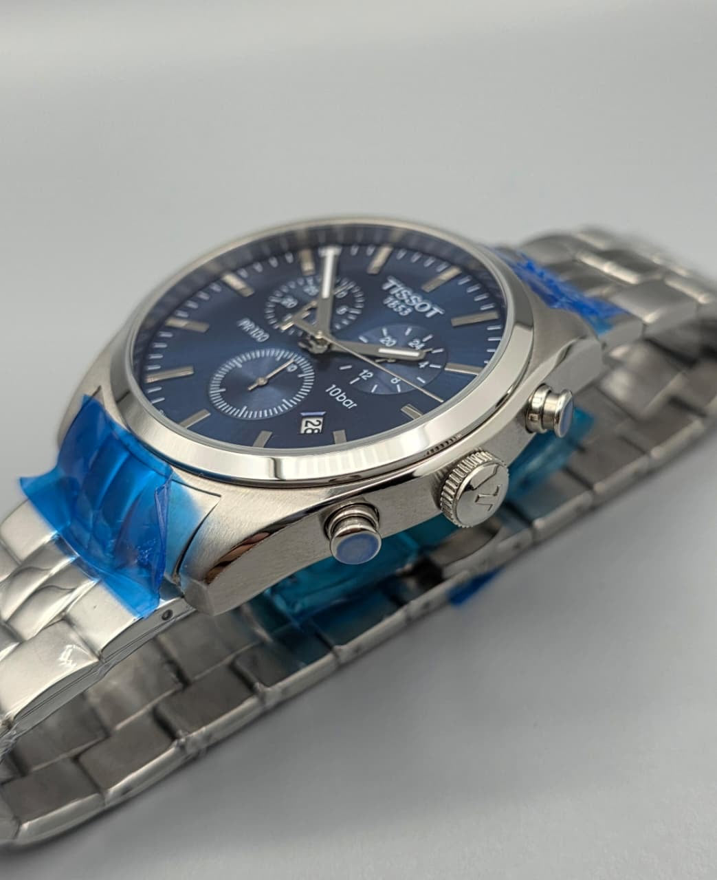 Luxury Stainless Steel Chain Watch – Chronograph