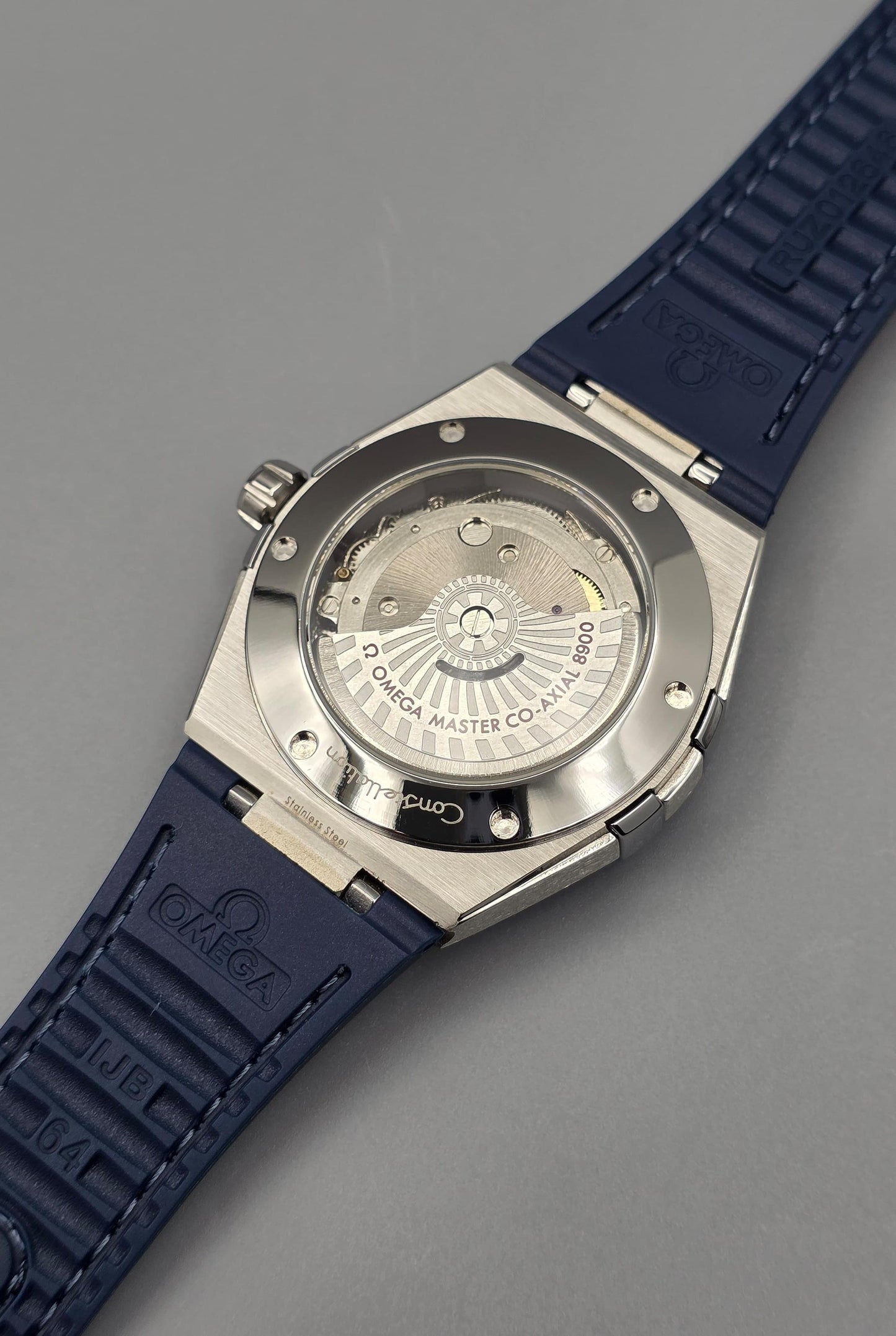 Luxury Blue Bezel Watch – Rubber Strap