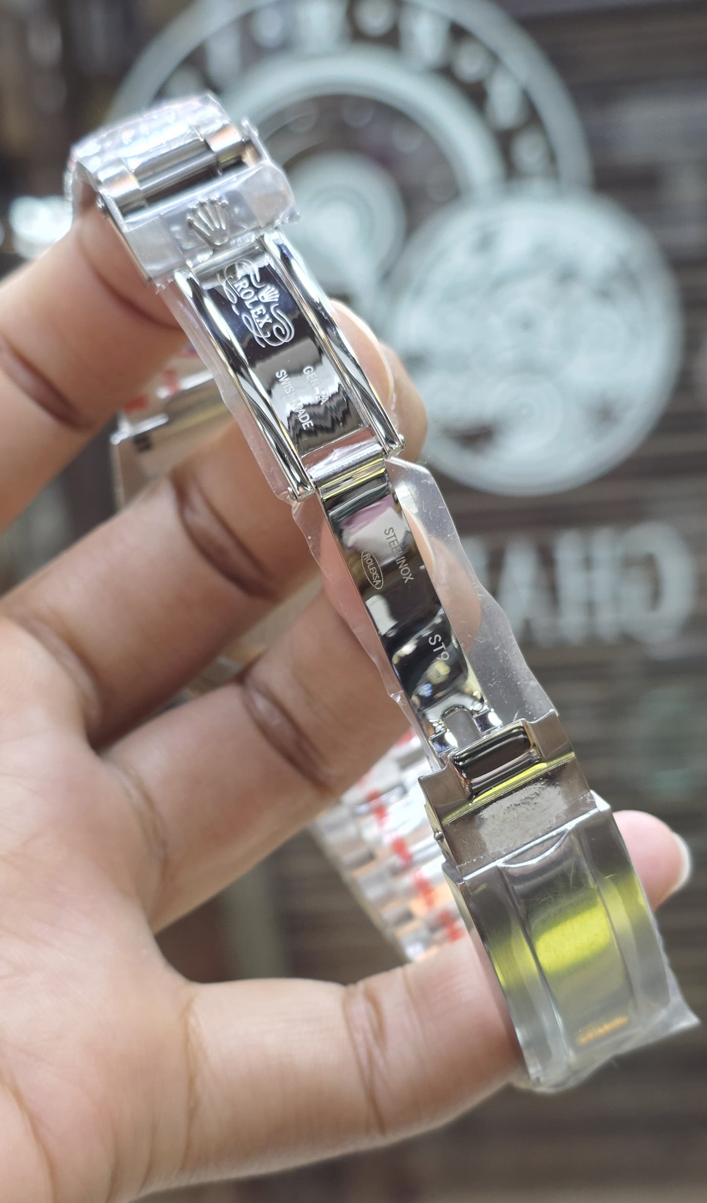 Luxury Automatic Stainless Steel Watch – Green Dial