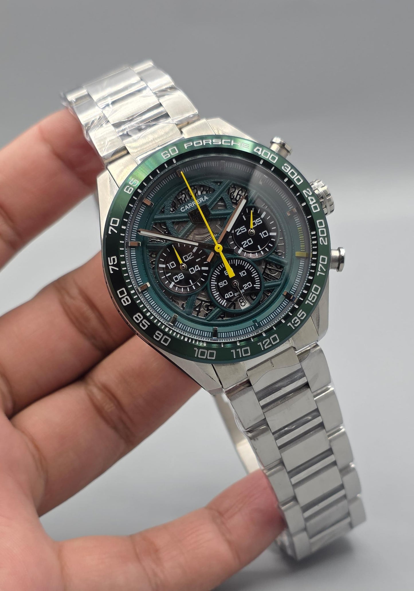 High Quality Luxury Branded Watch - Green Dail