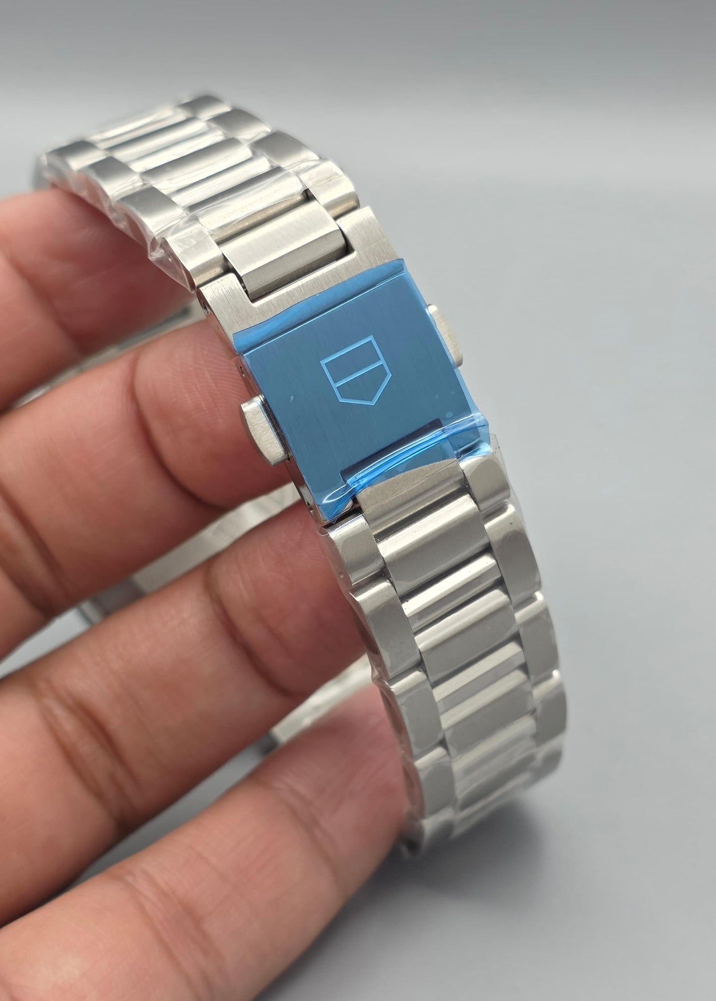 Luxury Ladies Date Watch – Silver Blue Edition