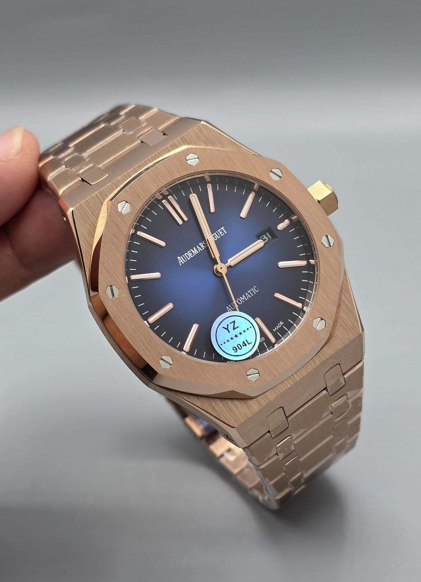 Luxury Men’s Rose Gold Watch – Automatic Blue Dial