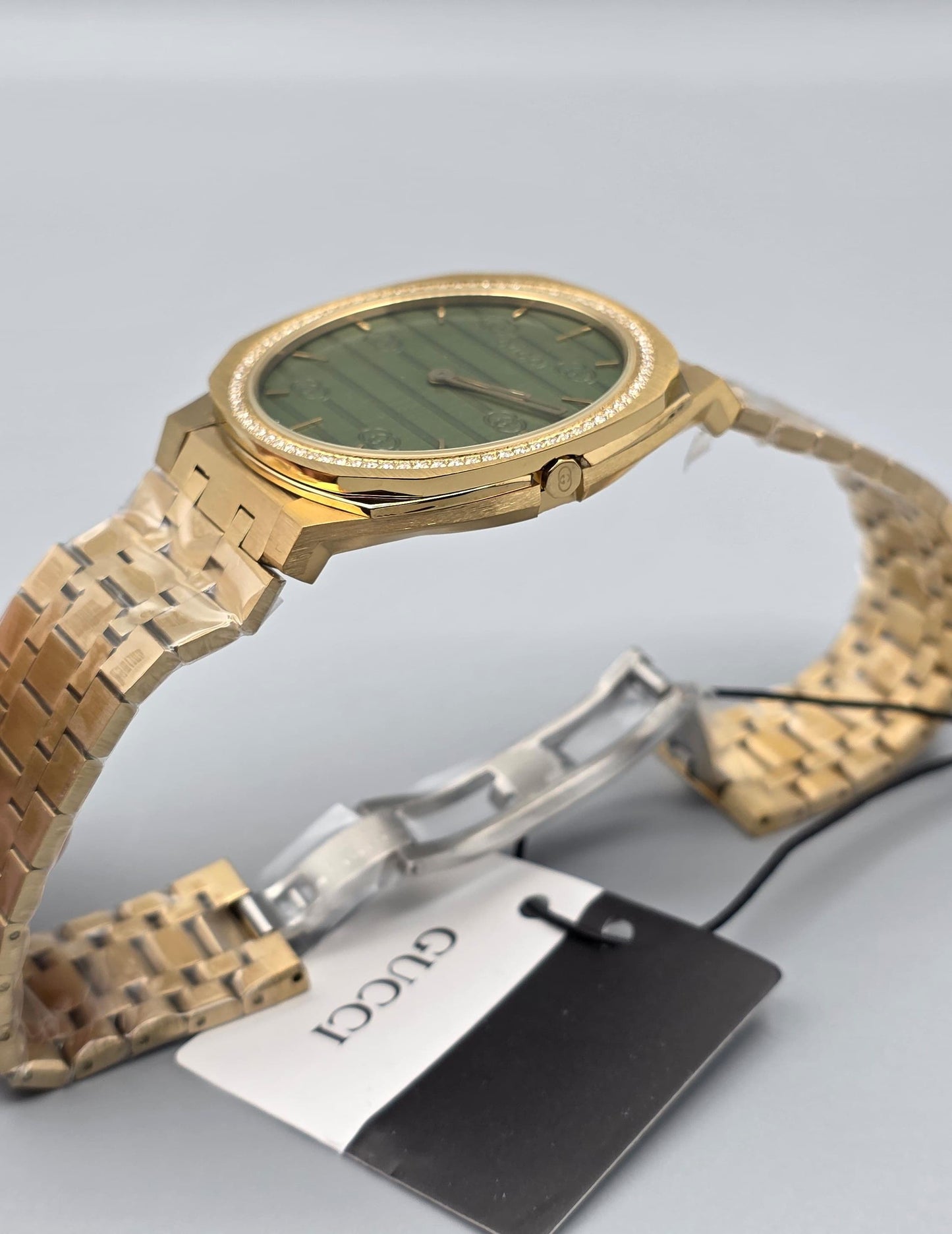Luxury Ultra Slim Gold Watch – Green Dial with Zarcoon Bezel