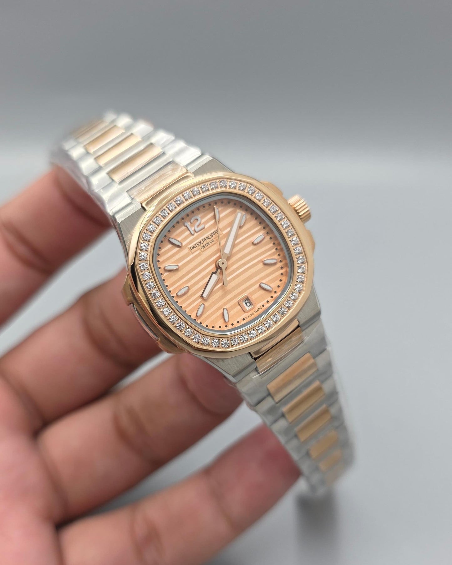 Luxury Ladies Watch – Silver & Rose Gold, Zarcoon Bezel, 32mm