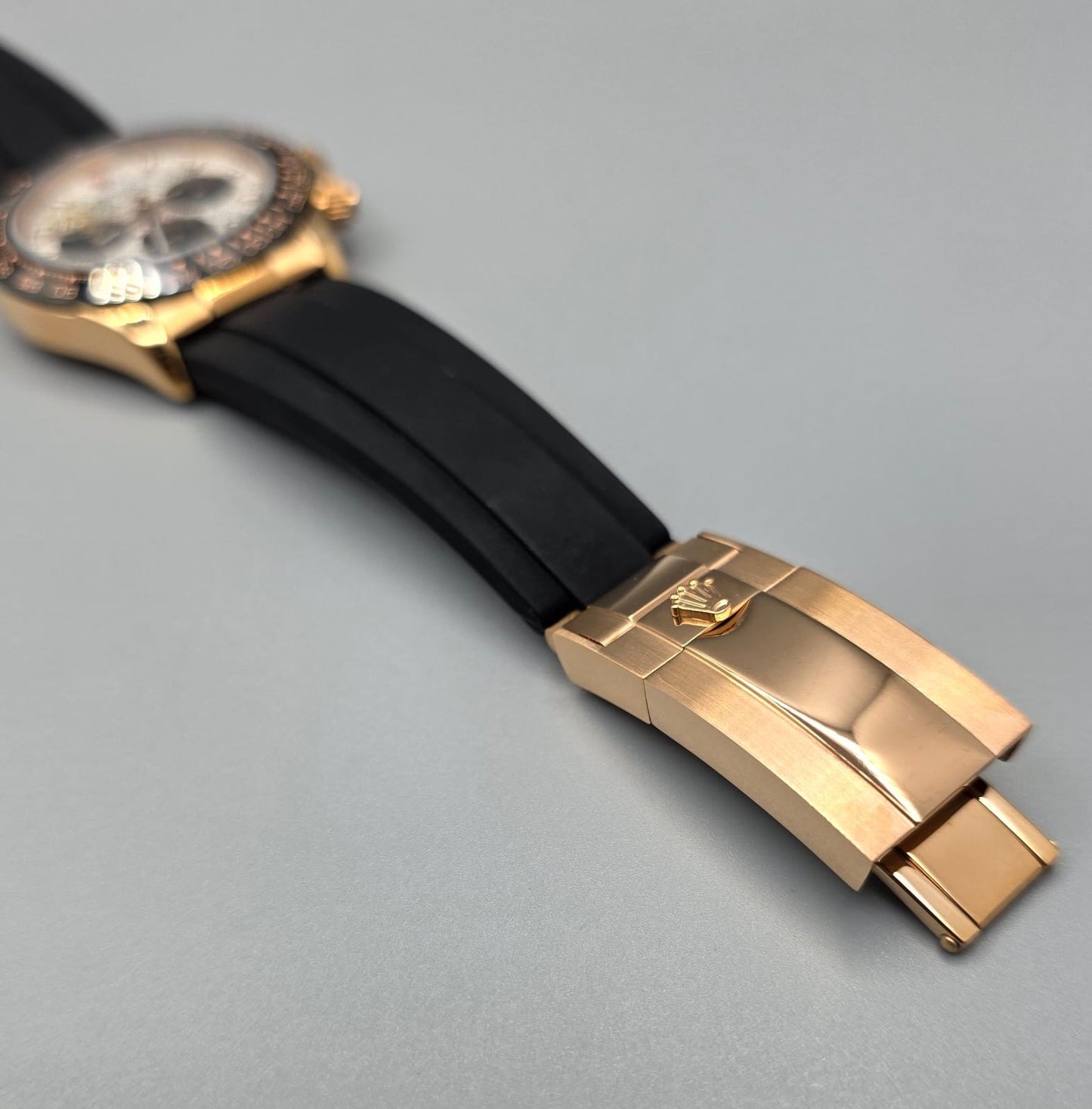 Black Strap Men’s Watch — Premium Edition