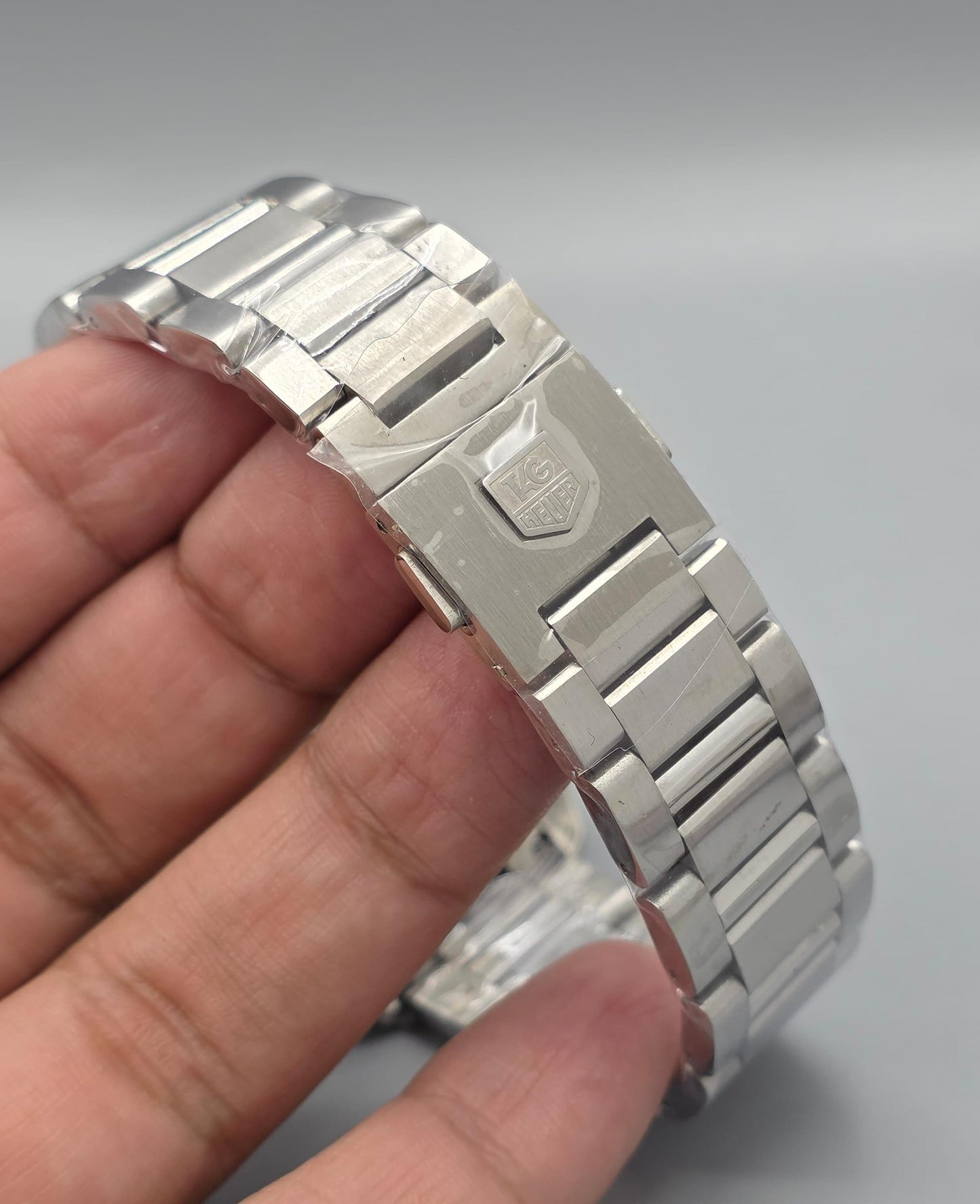 High Quality Luxury Branded Watch - Gray Dail