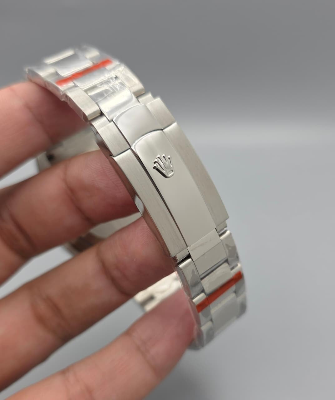 High Quality Luxury Branded Watch - Pistachio Dial