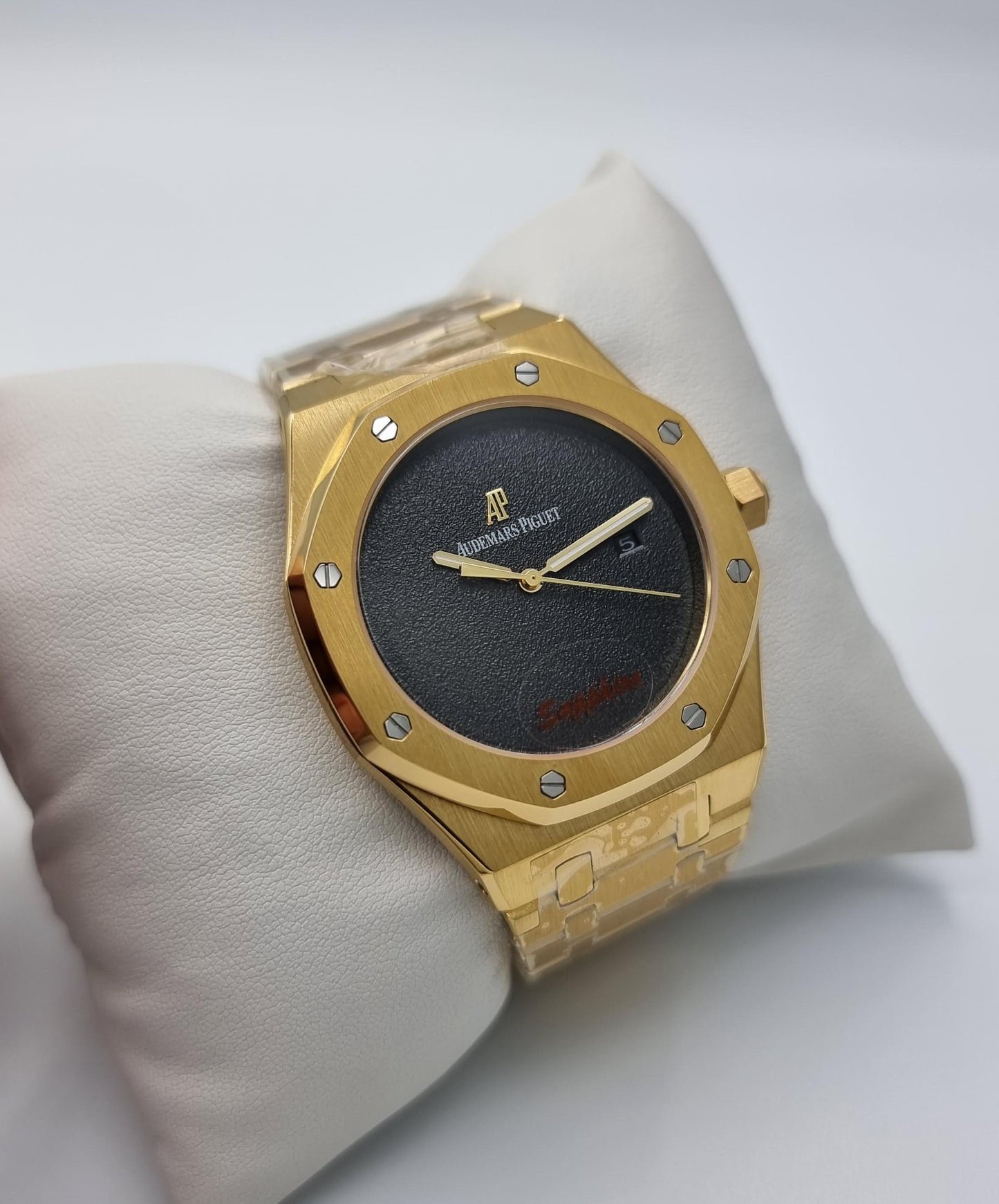High Quality Luxury Branded Watch - Gold