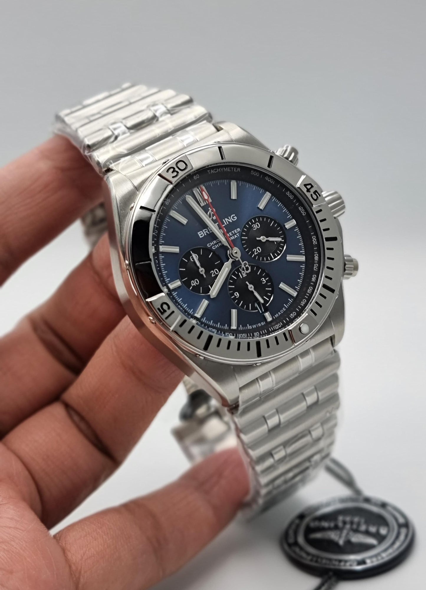 High Quality Luxury Branded Watch - Silver