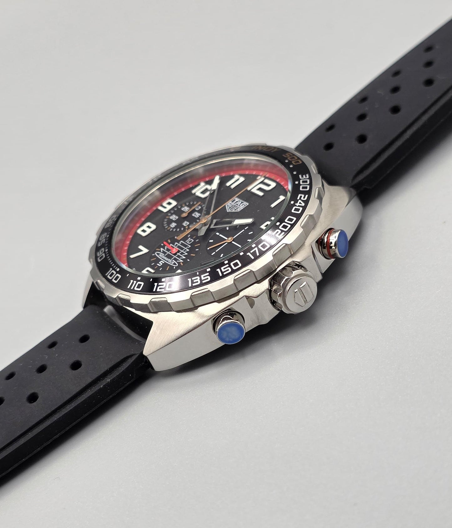 High Quality Luxury Branded Watch - Silver & Black