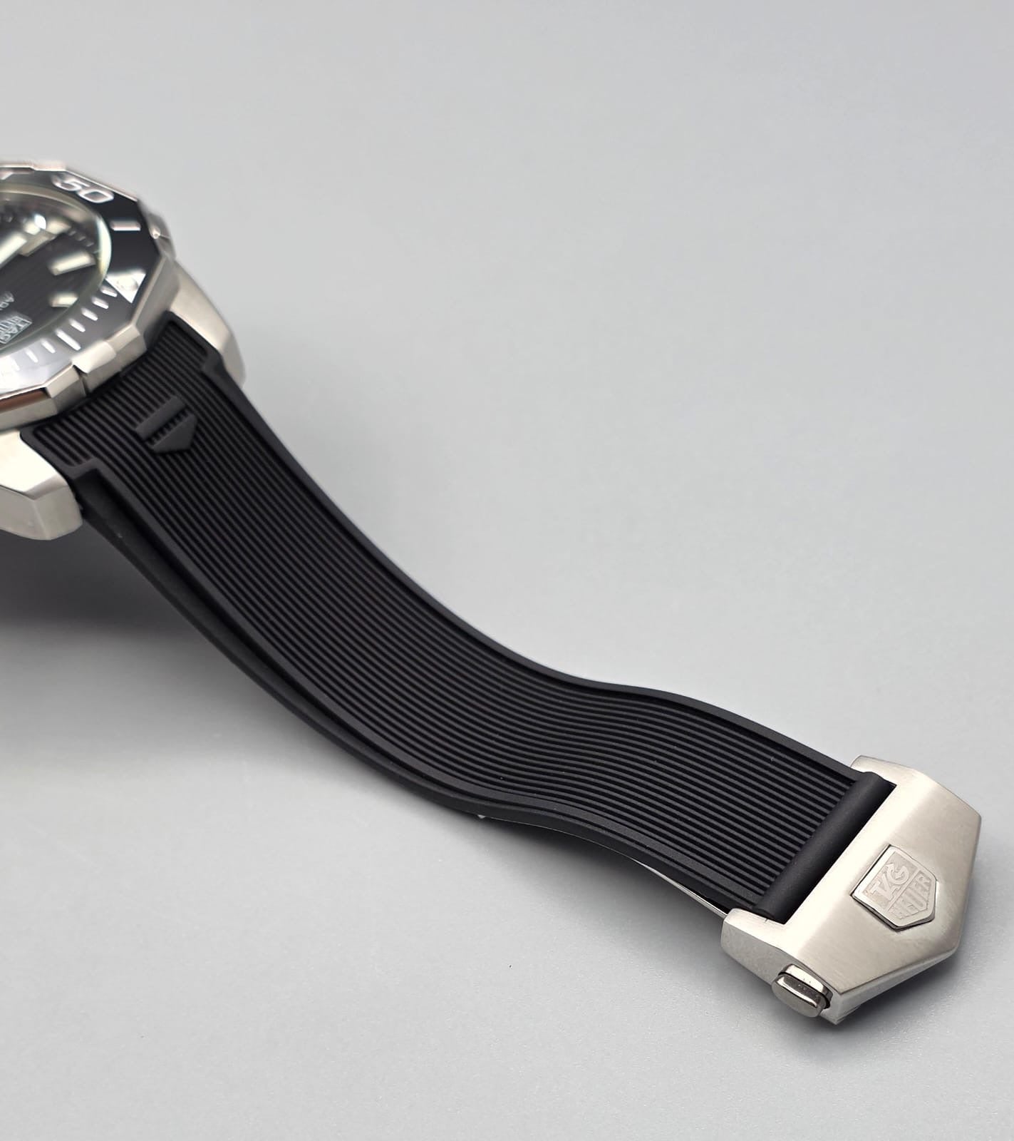 Premium Black Dial Automatic Rubber Strap Watch