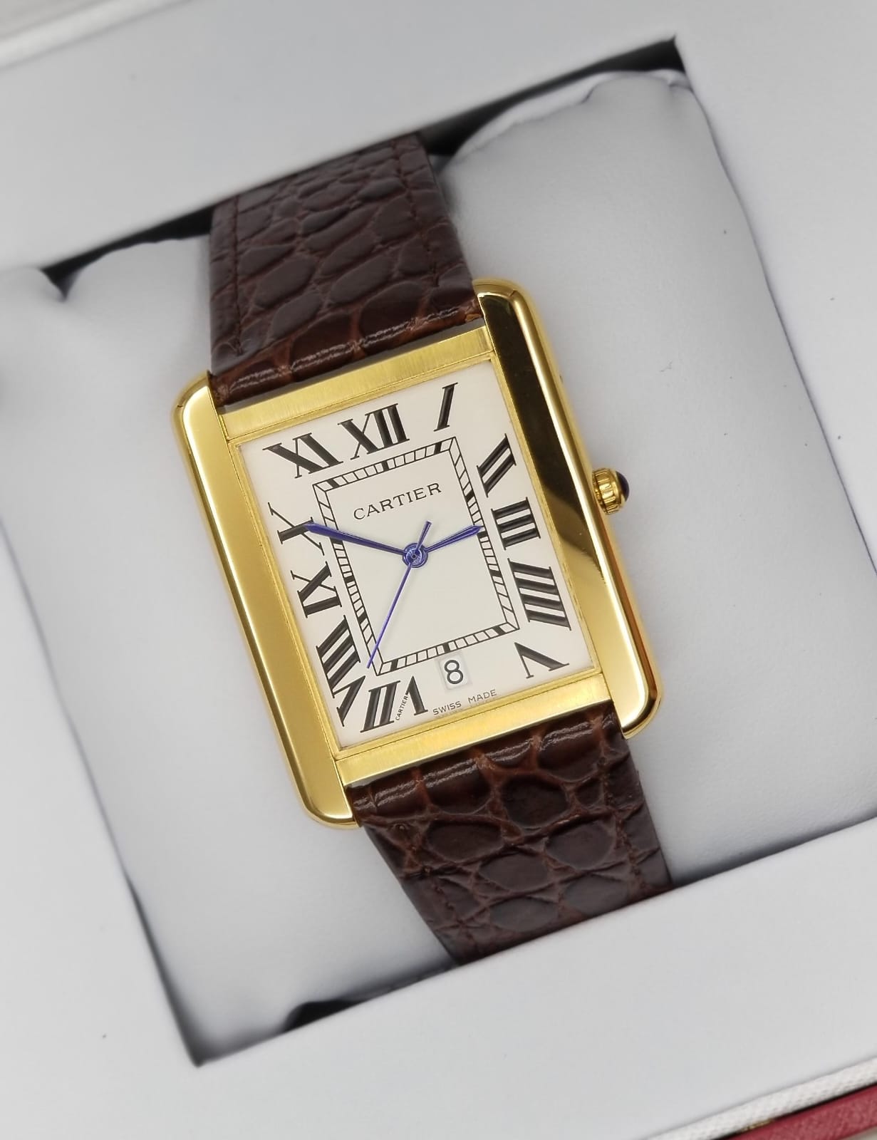 High Quality Luxury Branded Watch - Gold