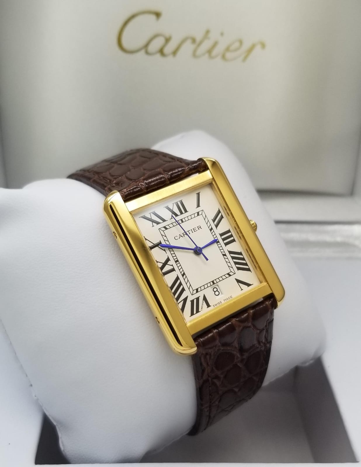 High Quality Luxury Branded Watch - Gold