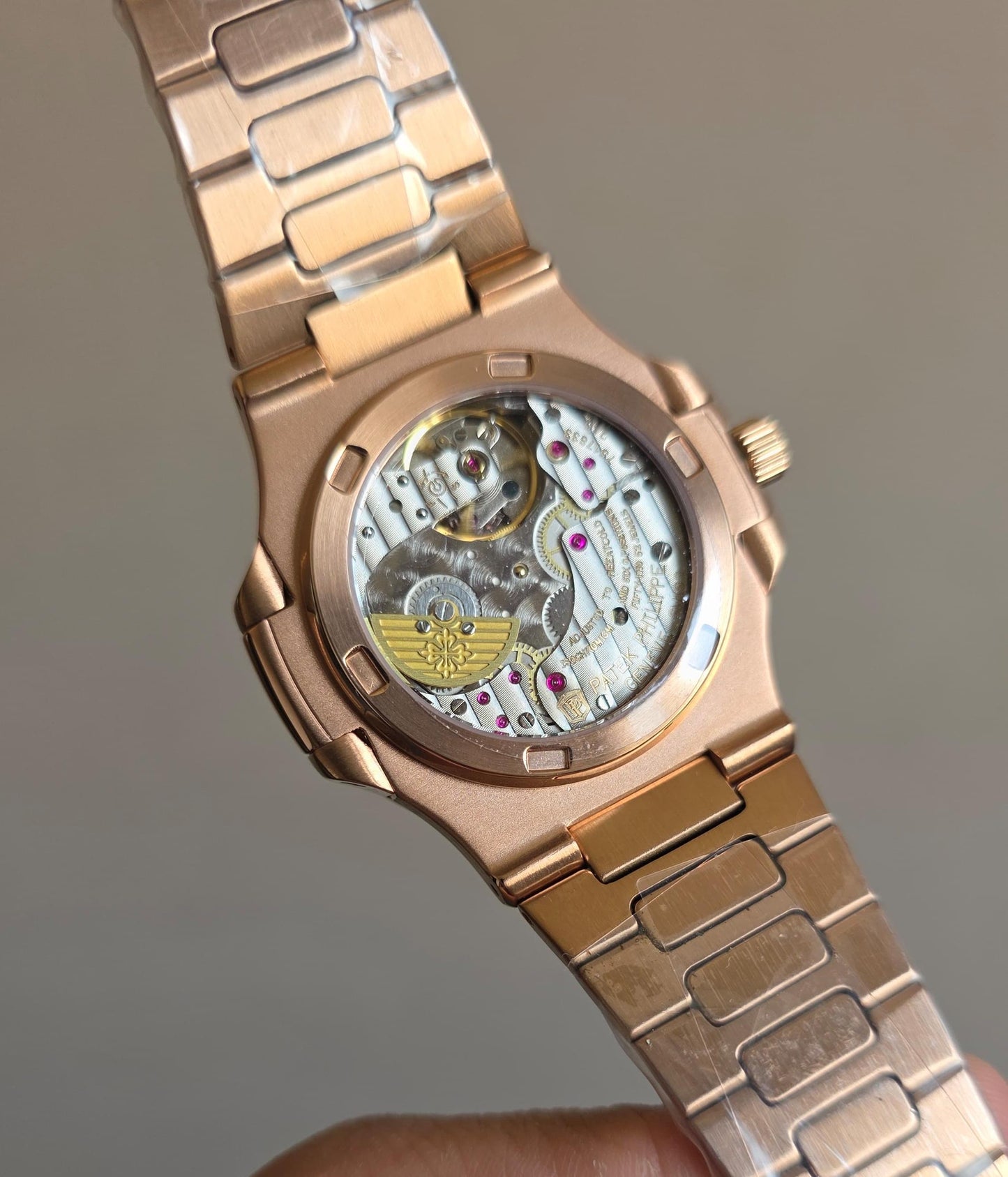 Luxury Manual Wind – Power Reserve Rose Gold With Green Dial