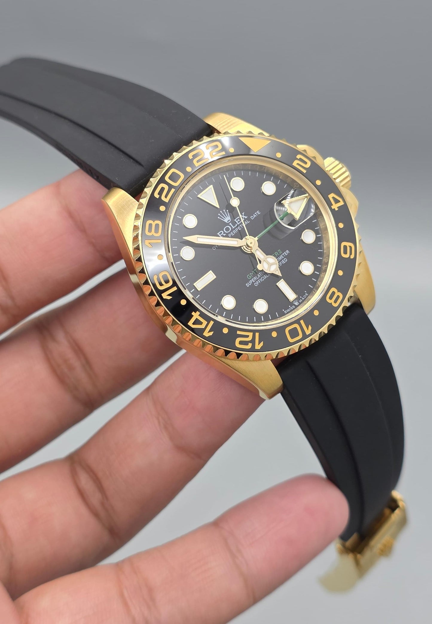 Luxury Gold GMT Watch-Black Rubber Strap
