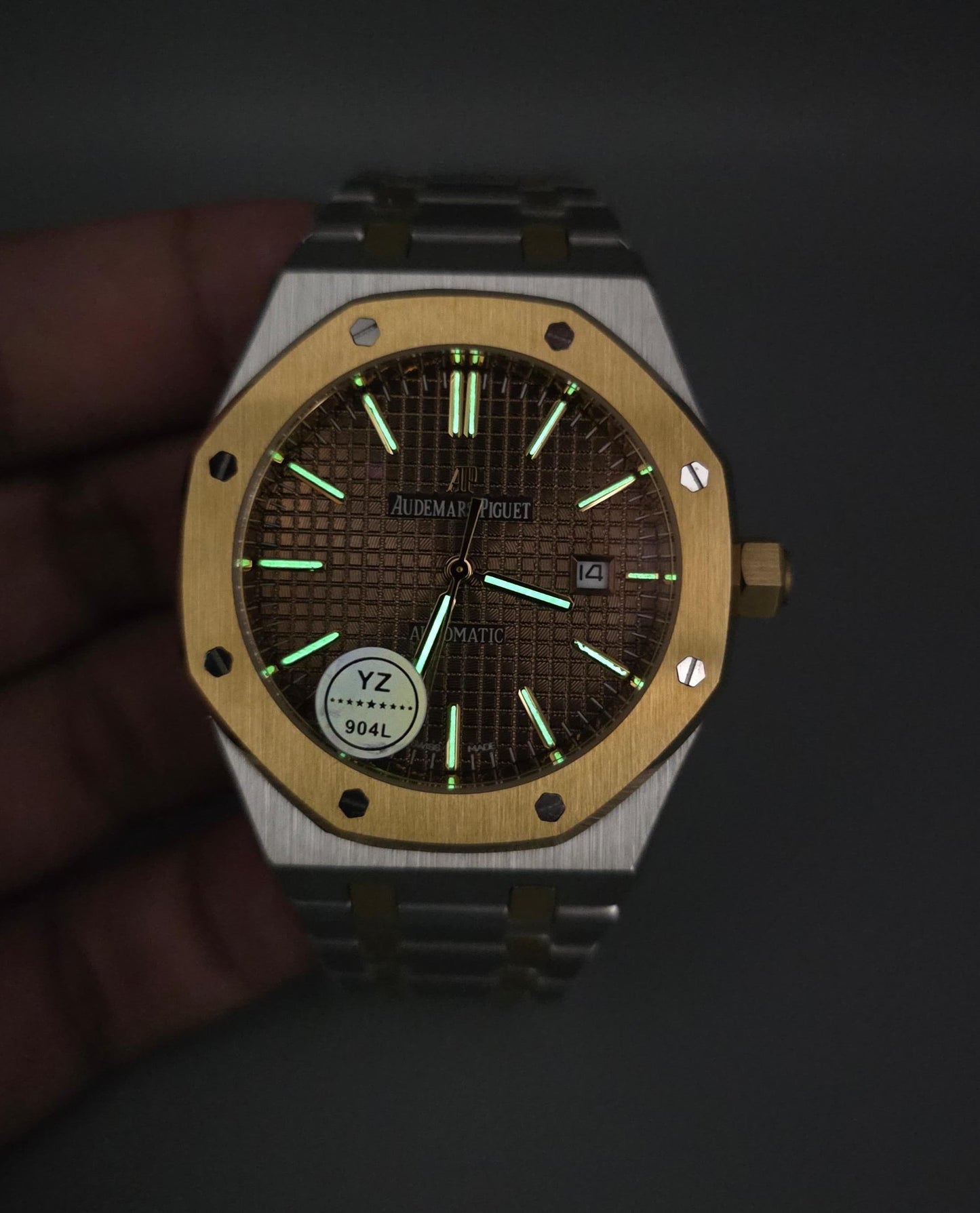 Luxury Men’s Two-Tone Watch – Silver & Yellow Gold, Automatic