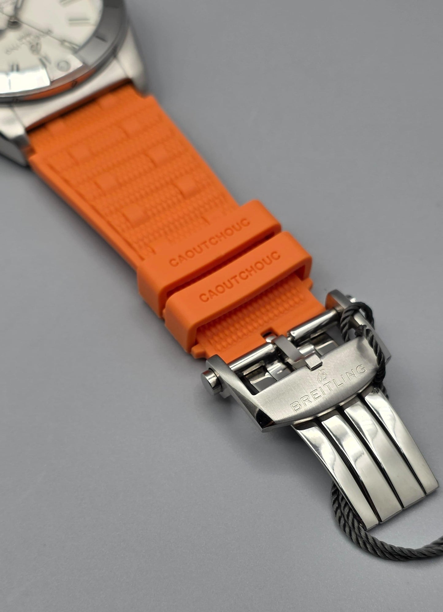 Luxury Automatic – White Orange Edition
