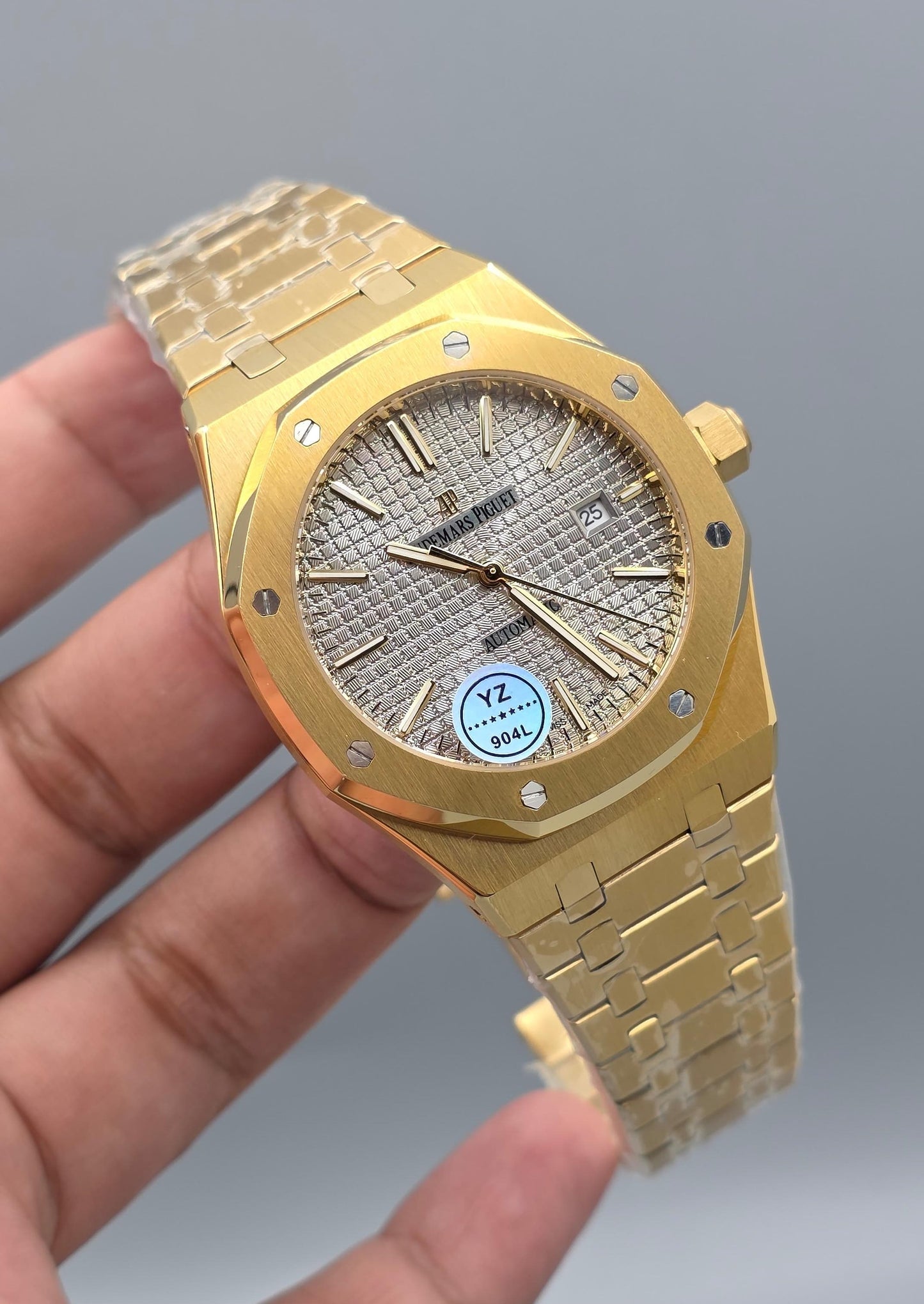 Luxury Men’s Watch – Yellow Gold, Automatic Datejust