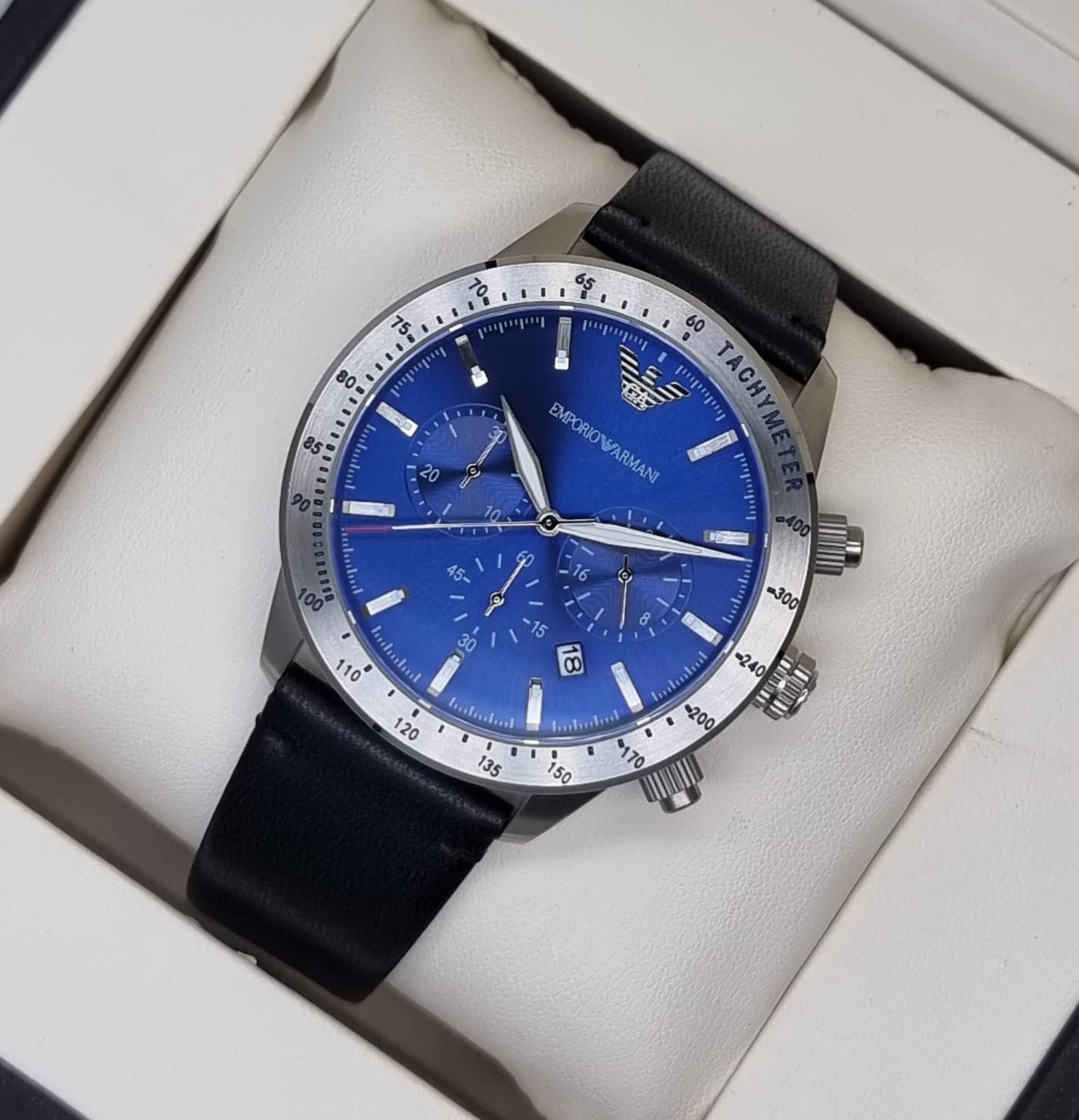 High Quality Luxury Branded Watch - Silver