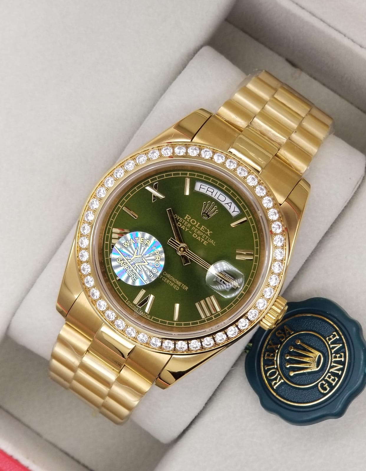 High Quality Luxury Branded Watch - Gold
