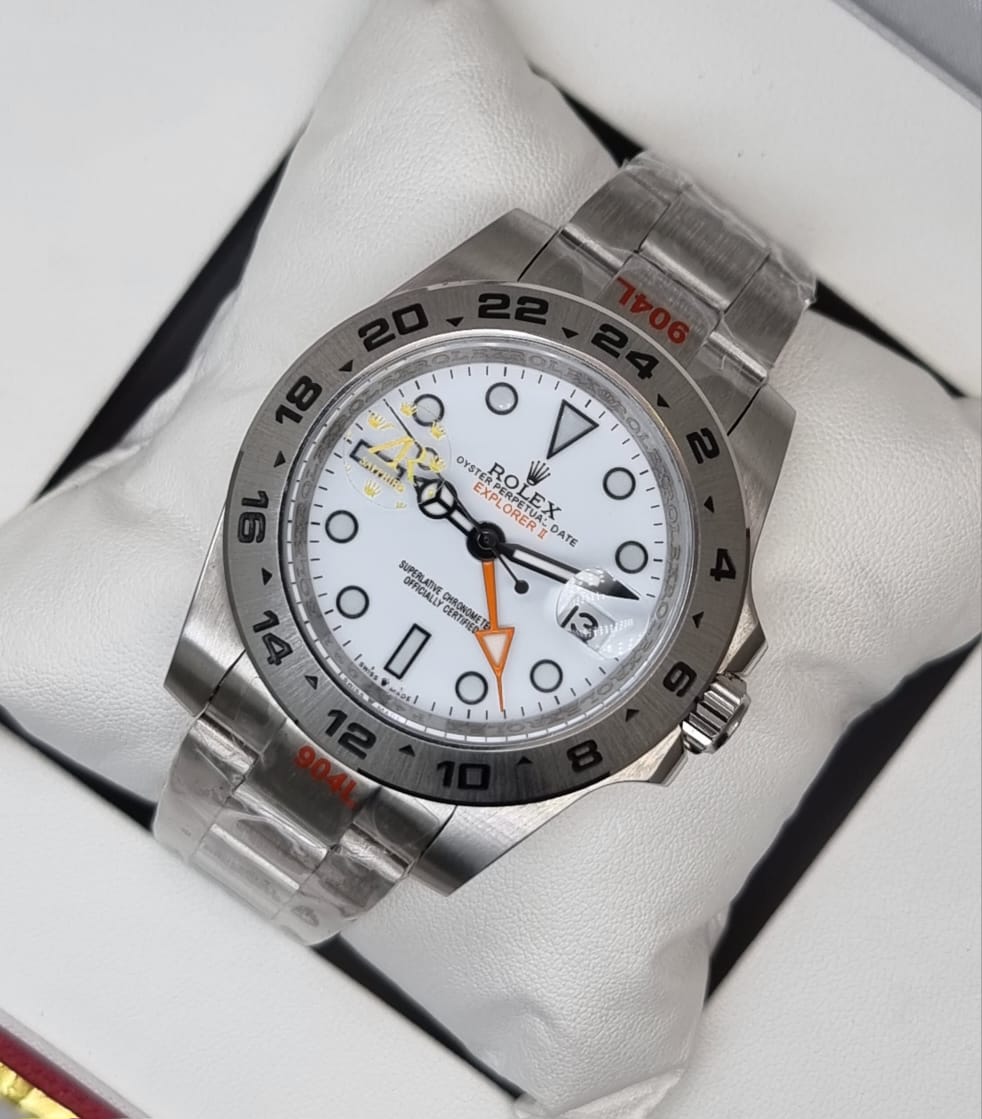 High Quality Luxury Branded Watch - Silver
