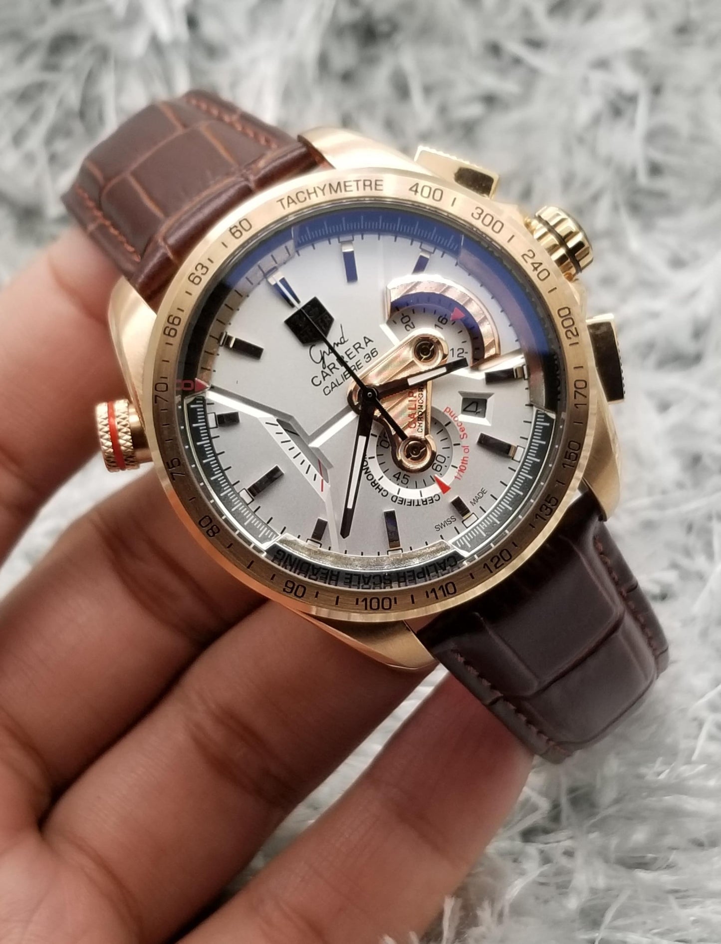 High Quality Luxury Branded Watch - Rose