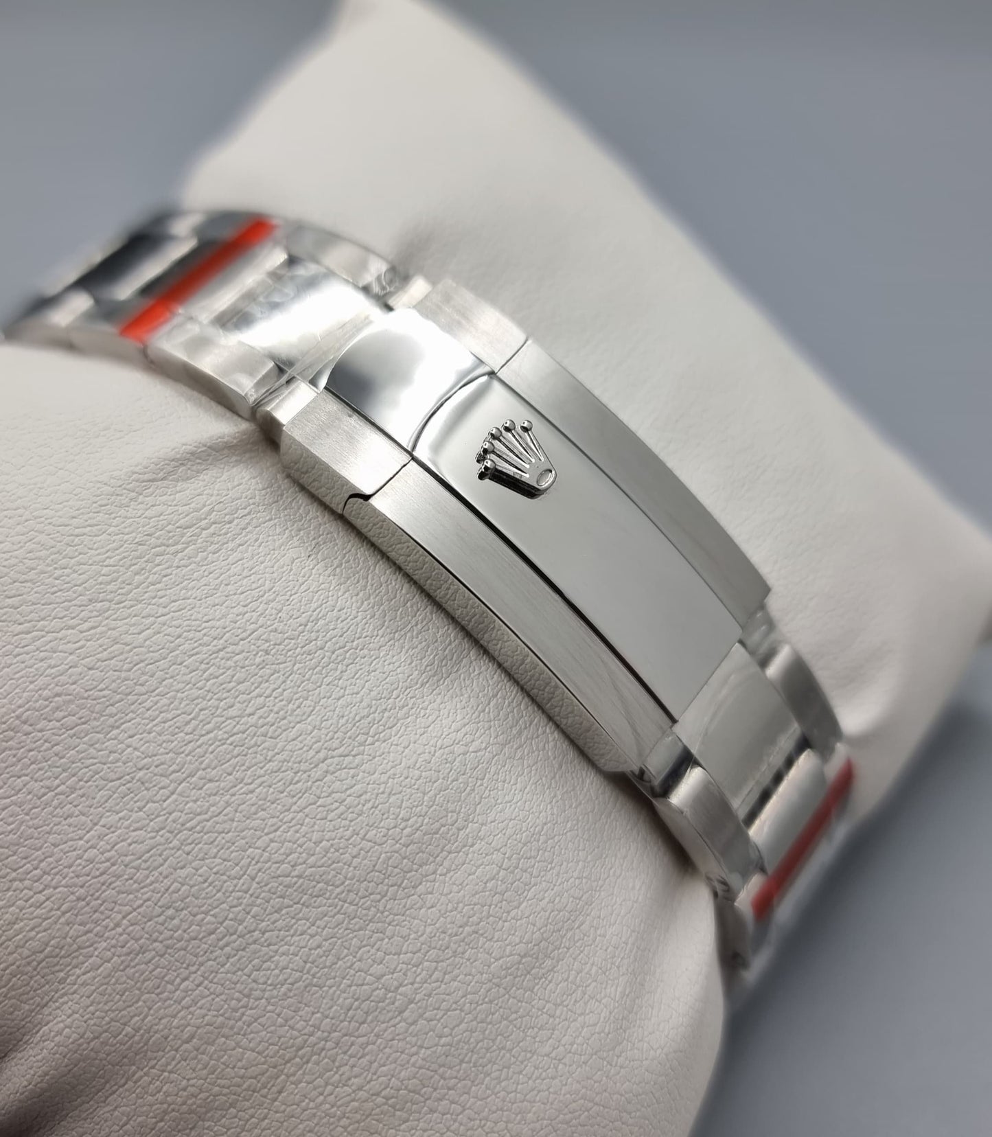 High Quality Luxury Branded Watch - Blue Dail