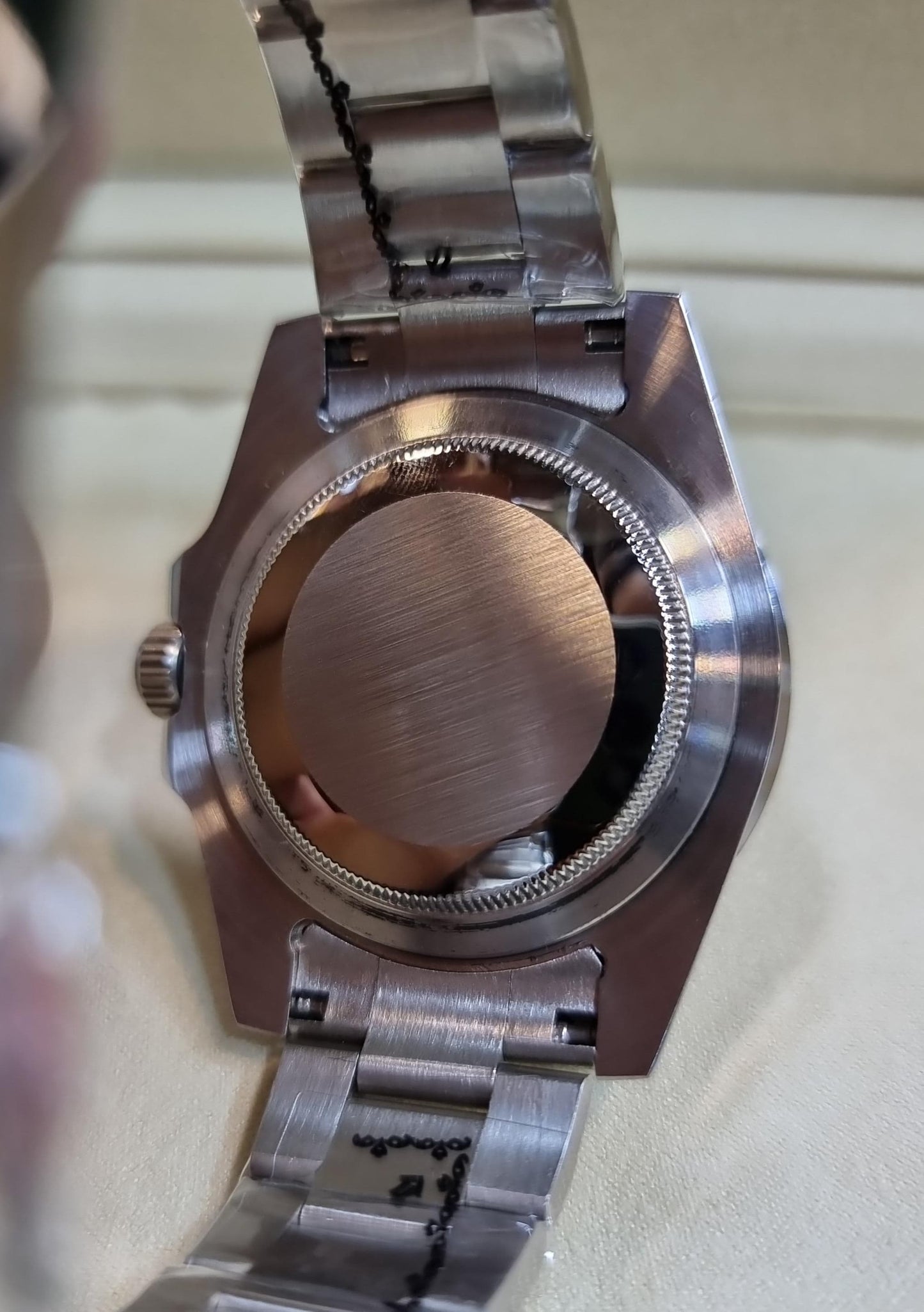 High Quality Luxury Branded Watch - Black Dail
