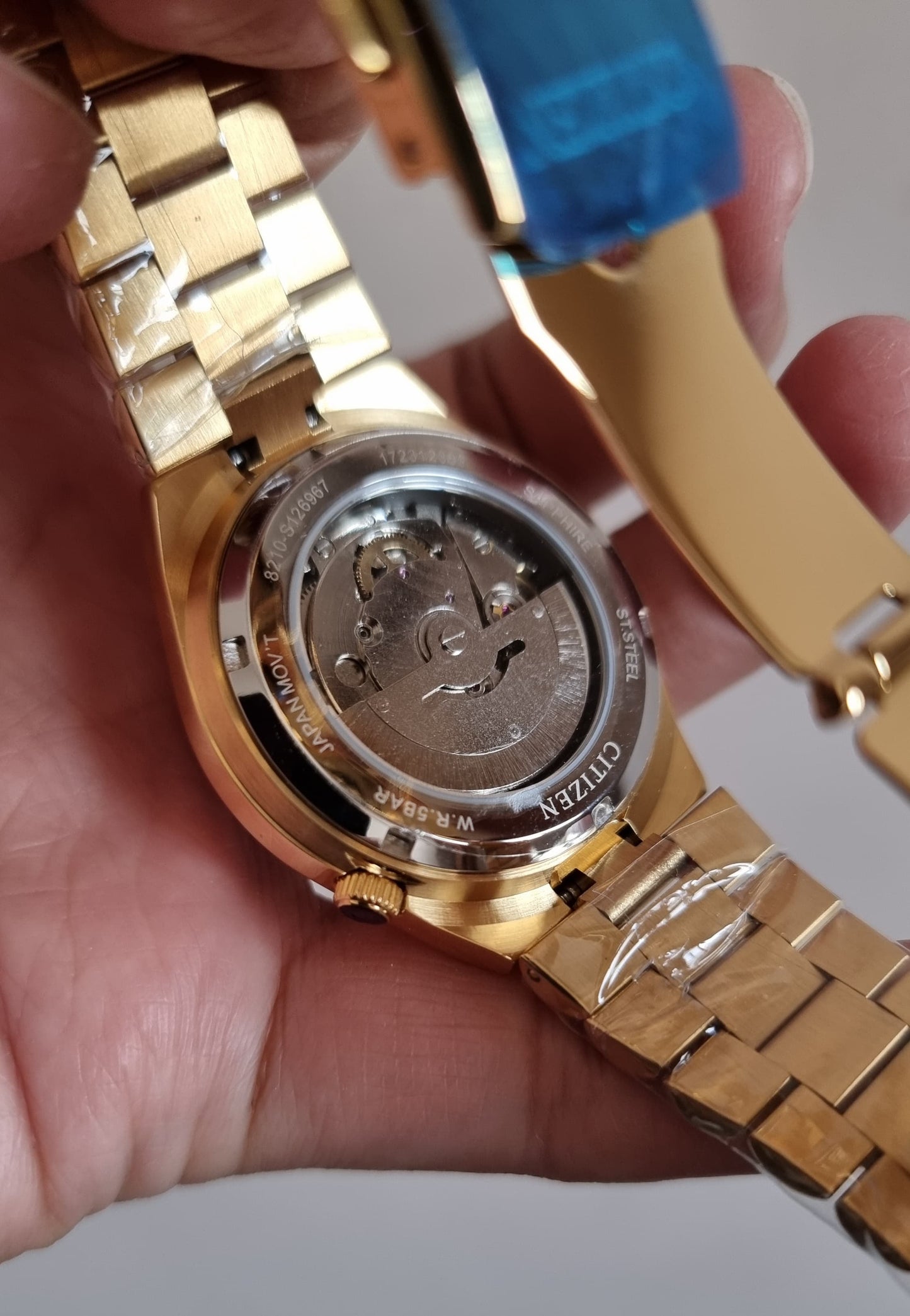 High Quality Luxury Branded Watch - Gold Blue