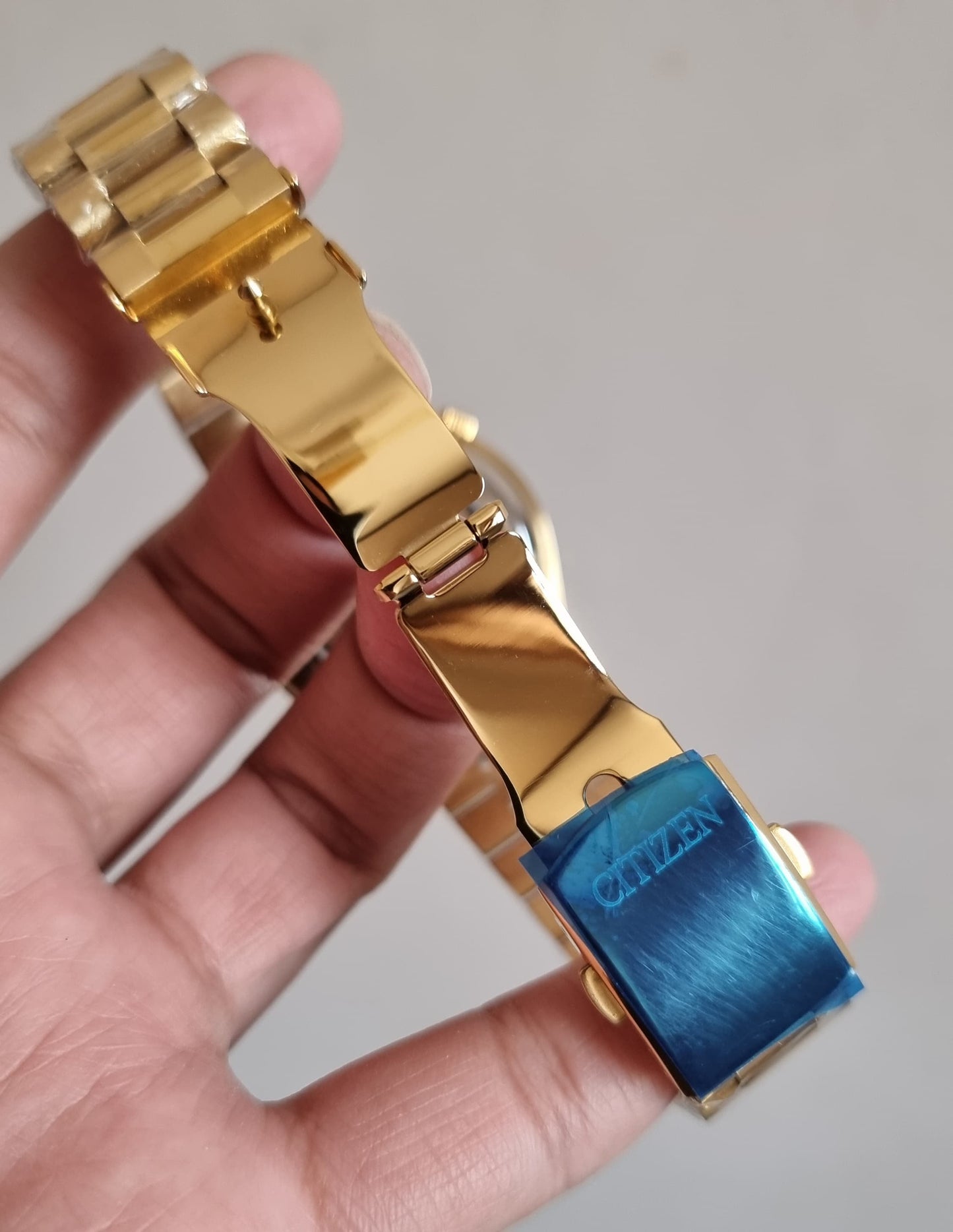 High Quality Luxury Branded Watch - Gold Blue