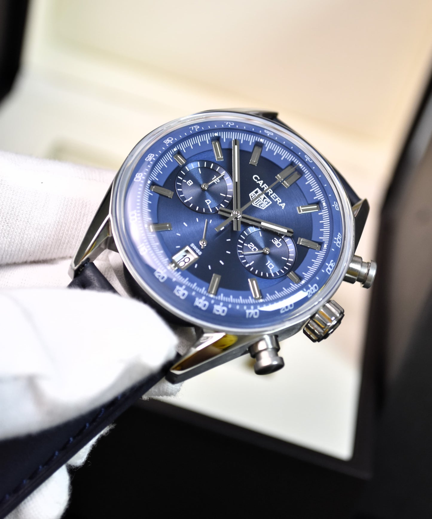 High Quality Luxury Branded Watch - Blue Dail