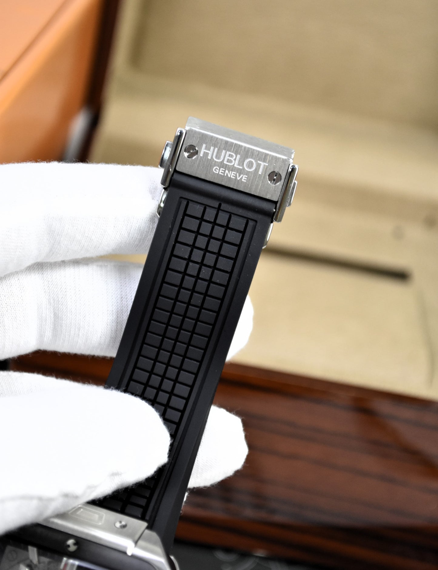 High Quality Luxury Branded Watch - BLACK
