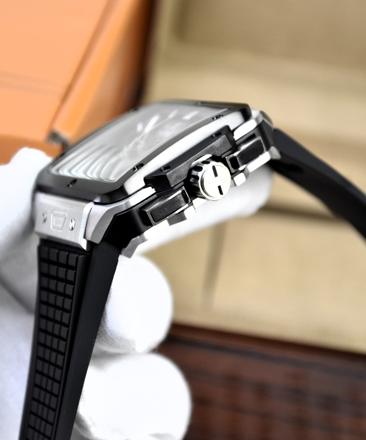 High Quality Luxury Branded Watch - BLACK