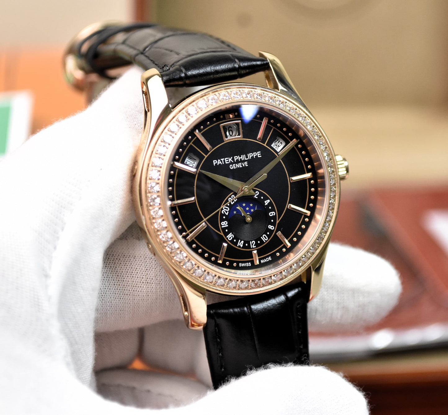 High Quality Luxury Branded Watch - Zarcoon Bezel