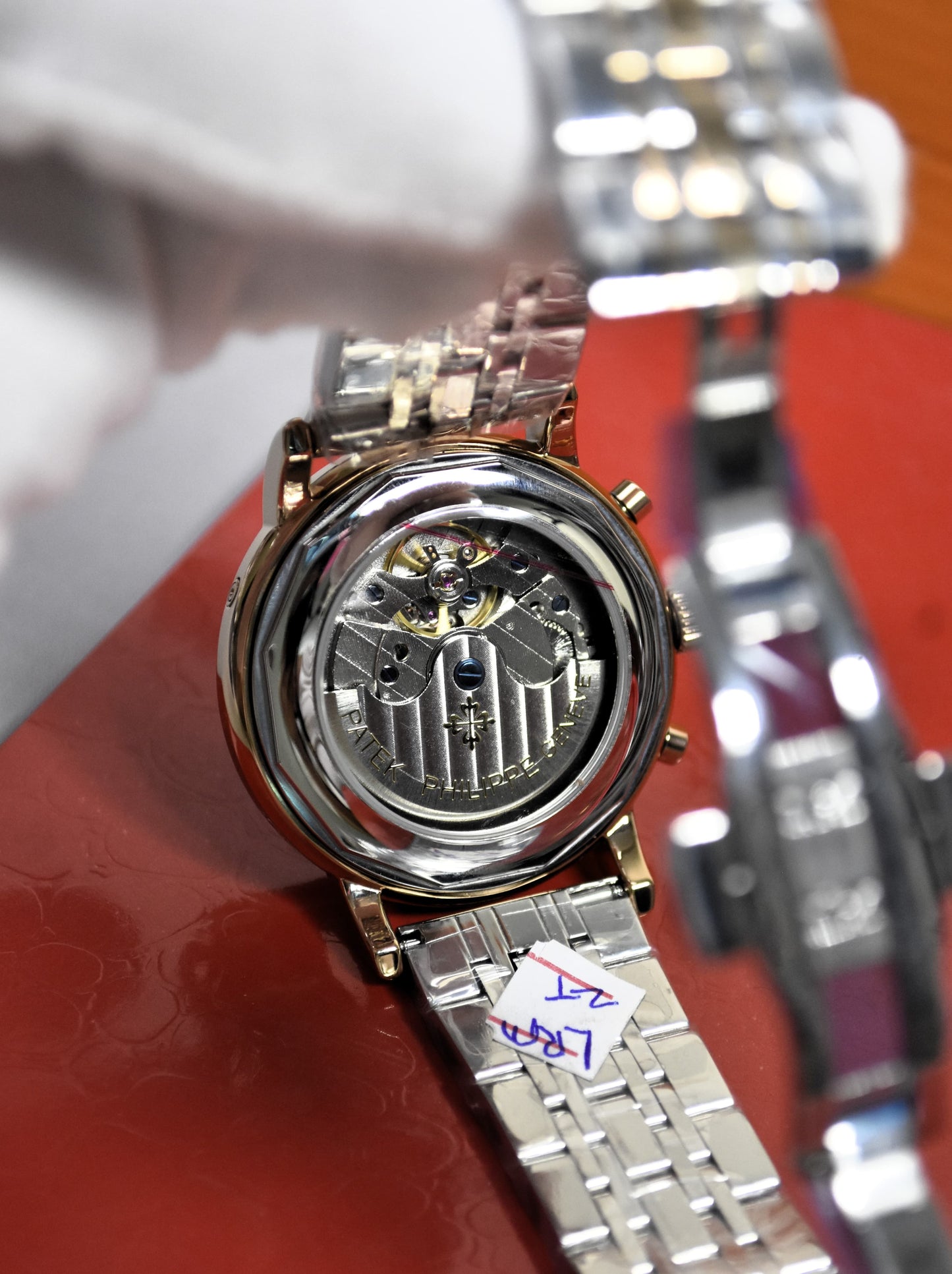 High Quality Luxury Branded Watch - Green(Chain)