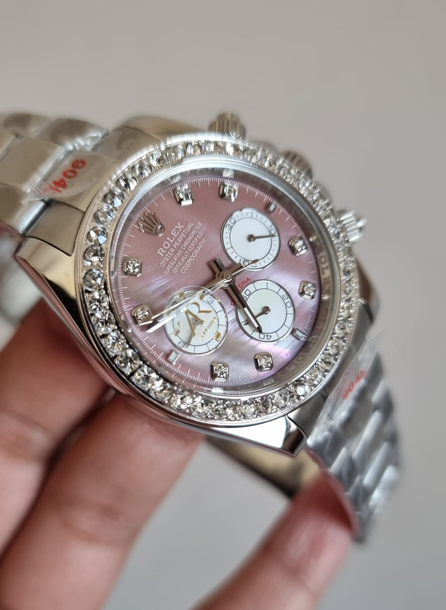 High Quality Luxury Branded Watch - PInk Dail