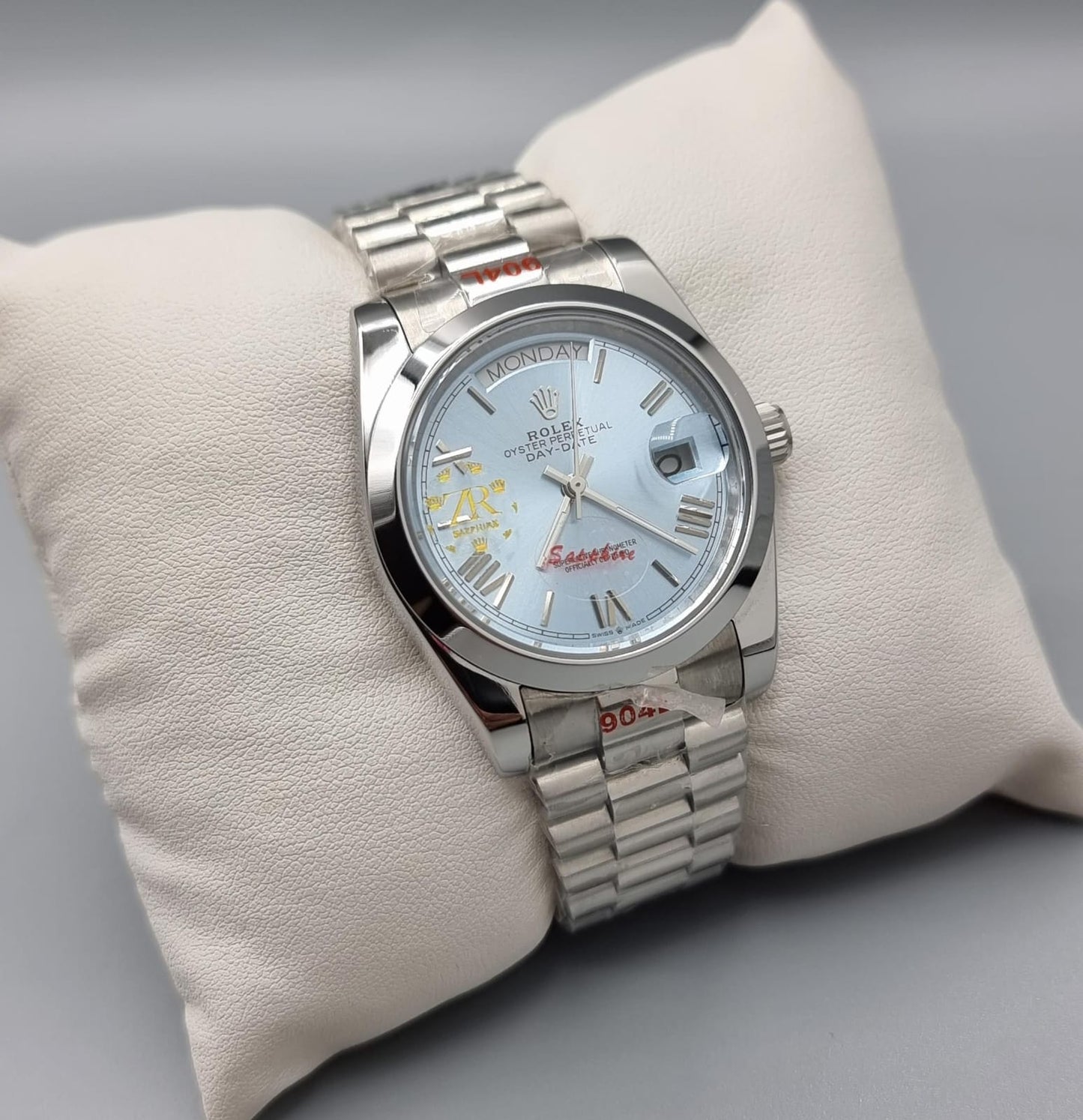 High Quality Luxury Branded Watch - Ice Blue Dail