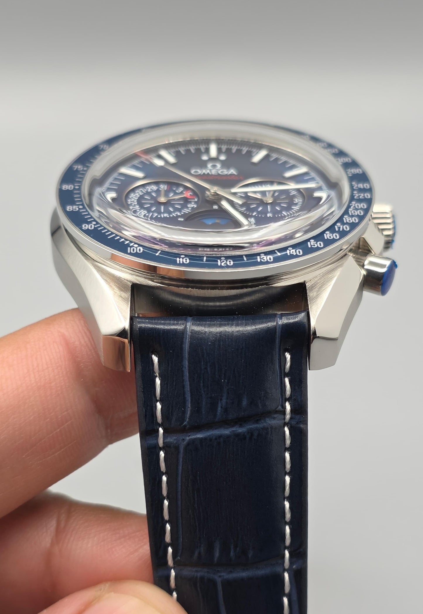 Luxury Blue Moonphase Automatic – Leather Strap Edition